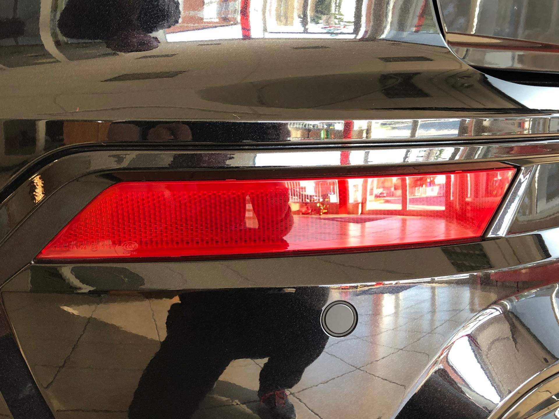 Original SEAT Ateca Cupra Reflektor Rückstrahler Katzenauge Hinten Links Original SEAT Ateca Cupra Reflektor Rückstrahler Katzenauge Hinten Links von Seat