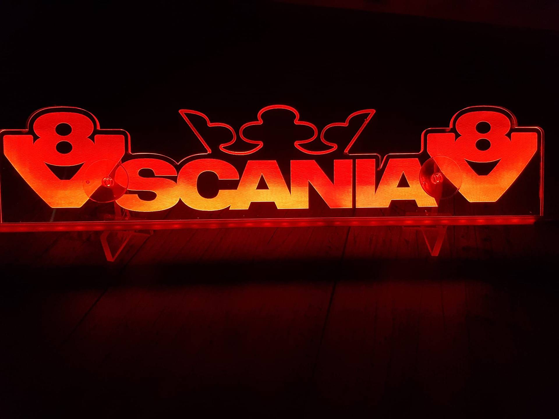 Sertplas 24 Volt 5W LED Leuchtplatte Rot für Trucker Beleuchtet Schild Kabine Sertplas 24 Volt 5W LED Leuchtplatte Rot für Trucker Beleuchtet Schild Kabine von Sertplas