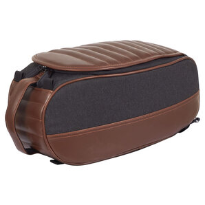 SR18 Tankrucksack Volumen: 8 Liter, braun Shad von Shad