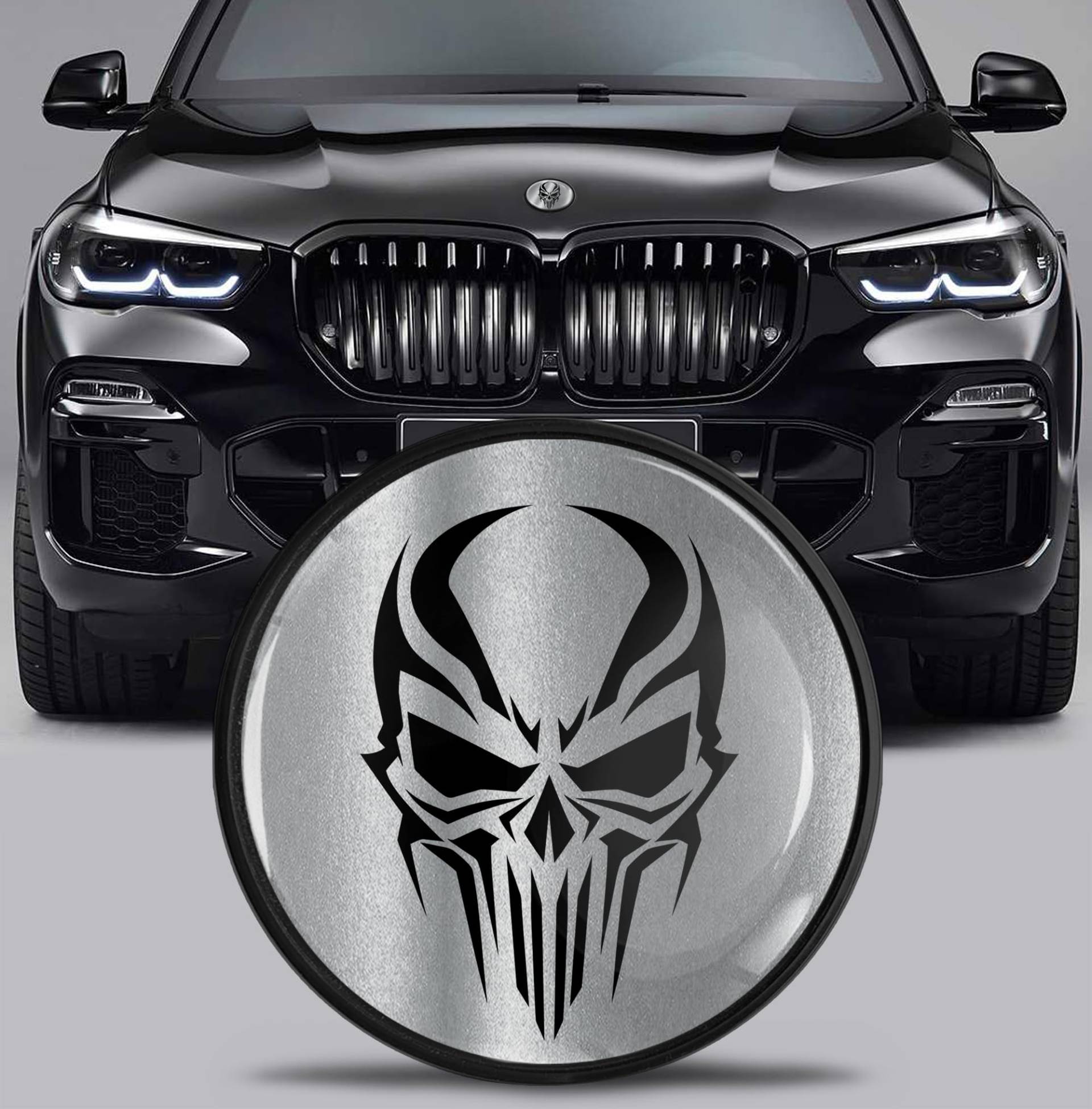 SkinoEu Tuning Emblem für Fronthaube und Kofferraum 82 mm Kompatibel mit BMW Emblem 51767288752 Schädel Totenkopf Schwarz Silber EX 12 SkinoEu Tuning Emblem für Fronthaube und Kofferraum 82 mm Kompatibel mit BMW Emblem 51767288752 Schädel Totenkopf Schwarz Silber EX 12 von SkinoEu