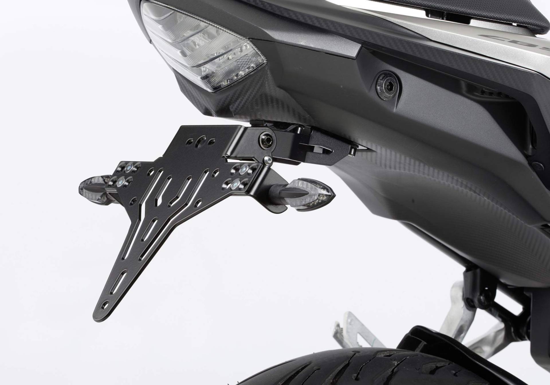 V-Shape Kennzeichenhalter PROTECH kompatibel mit Honda CBR500R 2017-2018 PC57 - (471ccm) von SPRINT BOOSTER