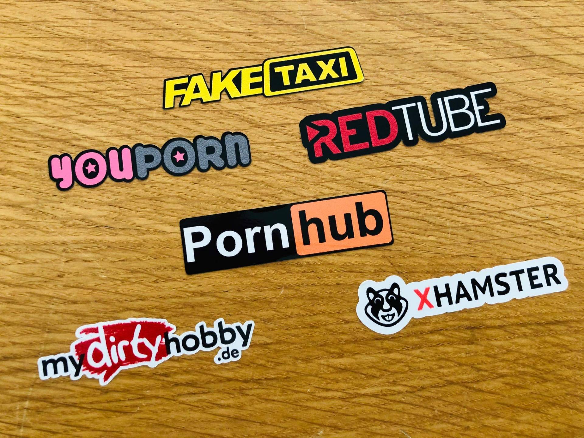 YouPorn Pornhub xHamster Fake Taxi Aufkleber Sticker 6 STK. Set Porn V8 Fun Se32 von Stickerverticker