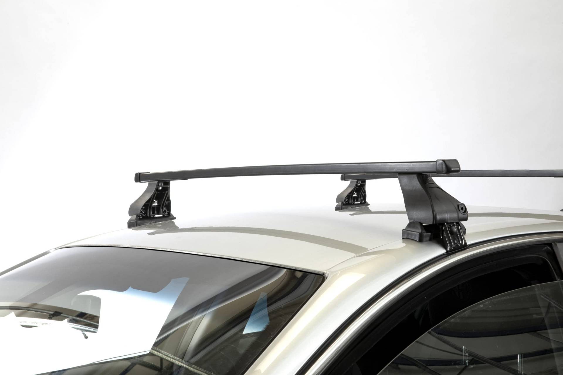 Dachträger RIC-K1 aus Stahl kompatibel mit Audi A3 Sportback (8VA) 5 Türen ab 2013 mit Standarddach - TÜV-GS geprüft von TEMA..