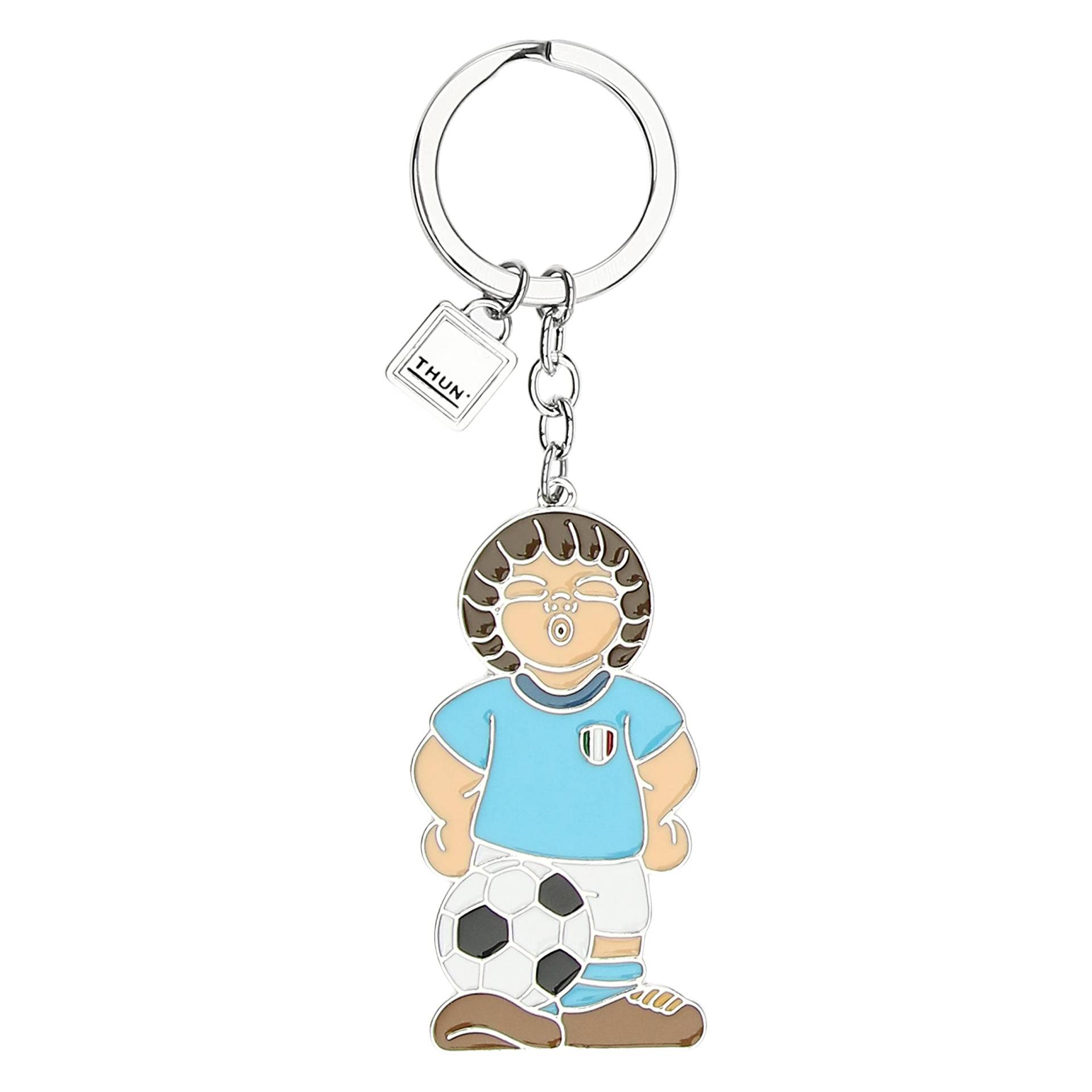 THUN - Schlüsselanhänger mit Kind Fußballer hellblau - Gastgeschenke zur Kommunion - Metallteil aus plattierter Zinklegierung und plattiertem Messing - 12 x 3 cm THUN - Schlüsselanhänger mit Kind Fußballer hellblau - Gastgeschenke zur Kommunion - Metallteil aus plattierter Zinklegierung und plattiertem Messing - 12 x 3 cm von THUN