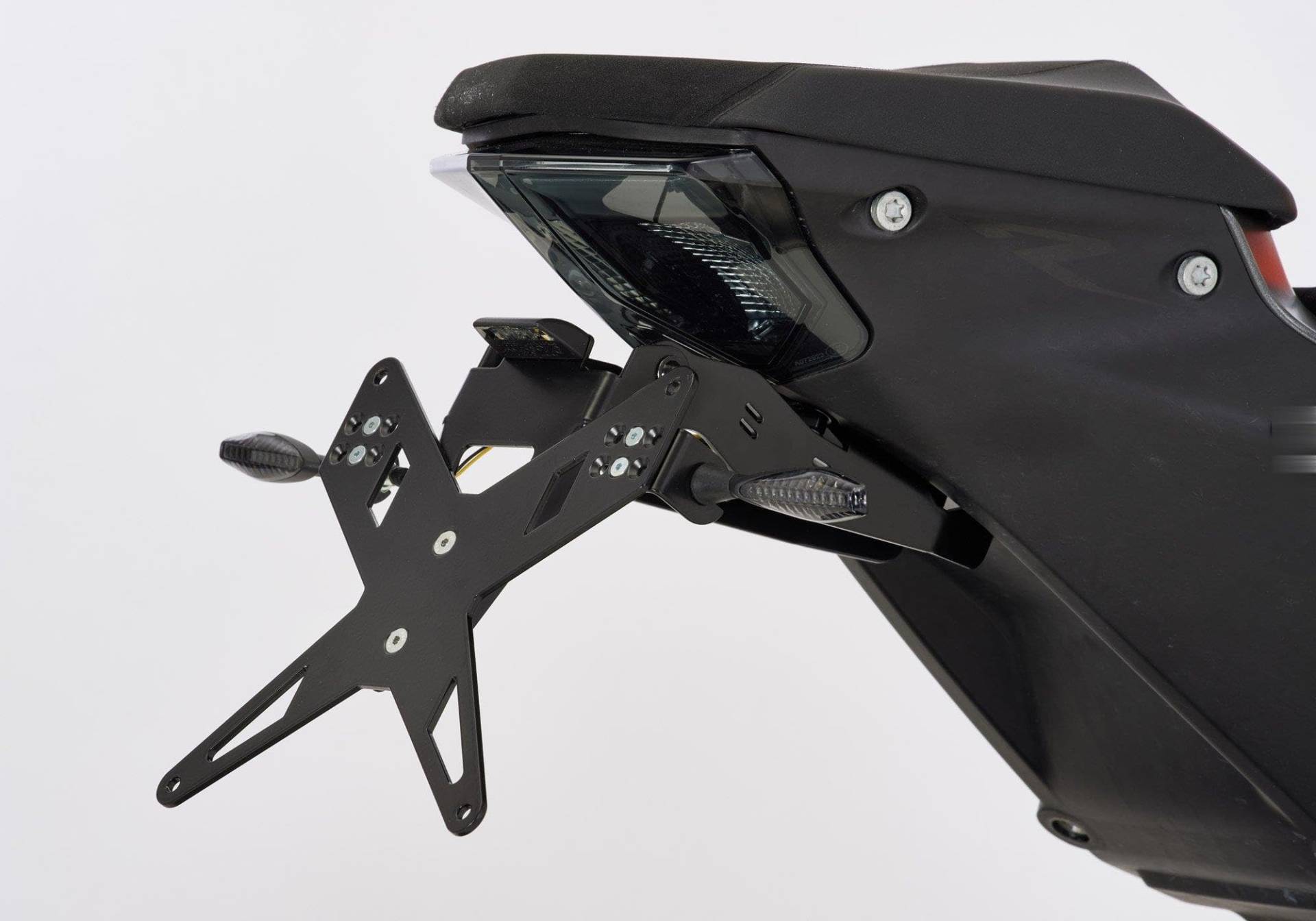 PROTECH Kennzeichenhalterset inkl. Reflektor und Kennzeichenbeleuchtung kompatibel mit DUCATI 1290 Super Duke R KTM Superduke Bj. 2020-2023 PROTECH Kennzeichenhalterset inkl. Reflektor und Kennzeichenbeleuchtung kompatibel mit DUCATI 1290 Super Duke R KTM Superduke Bj. 2020-2023 von TSS Handel