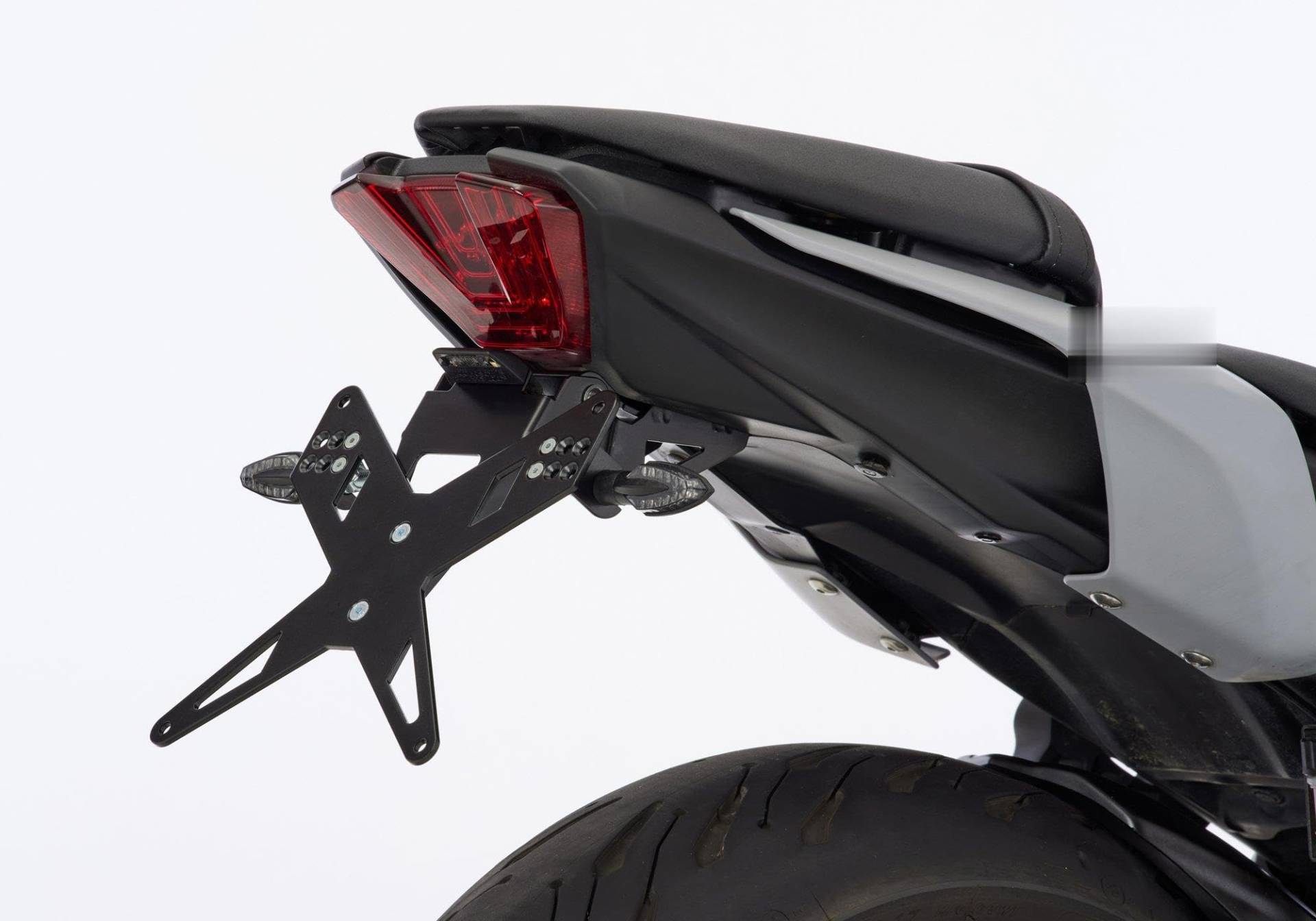 PROTECH Kennzeichenhalterset inkl. Reflektor und Kennzeichenbeleuchtung kompatibel mit HONDA MT-07 RM33/RM34 Bj. 2021-2023 PROTECH Kennzeichenhalterset inkl. Reflektor und Kennzeichenbeleuchtung kompatibel mit HONDA MT-07 RM33/RM34 Bj. 2021-2023 von TSS Handel