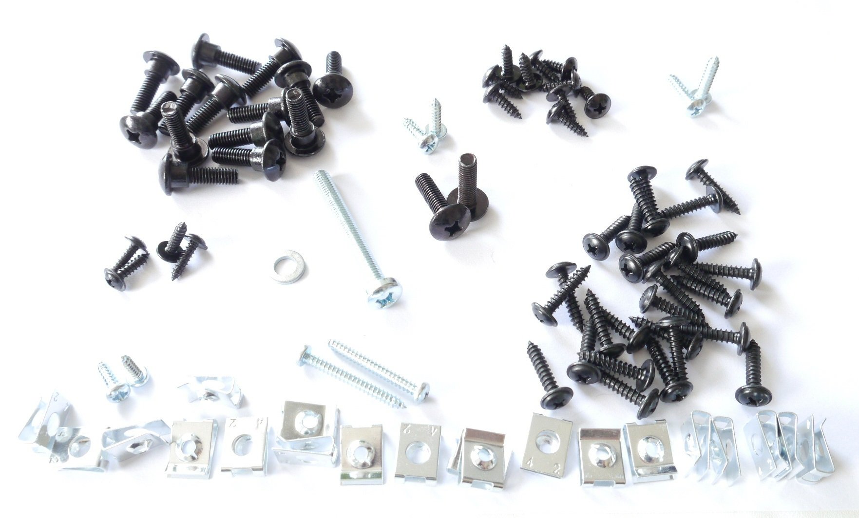 Mega Set Gilera Stalker 50 Schrauben Satz Verkleidung 1998-2006 + 20 Clipse Mega Set Gilera Stalker 50 Schrauben Satz Verkleidung 1998-2006 + 20 Clipse von Tech-Parts-Koeln