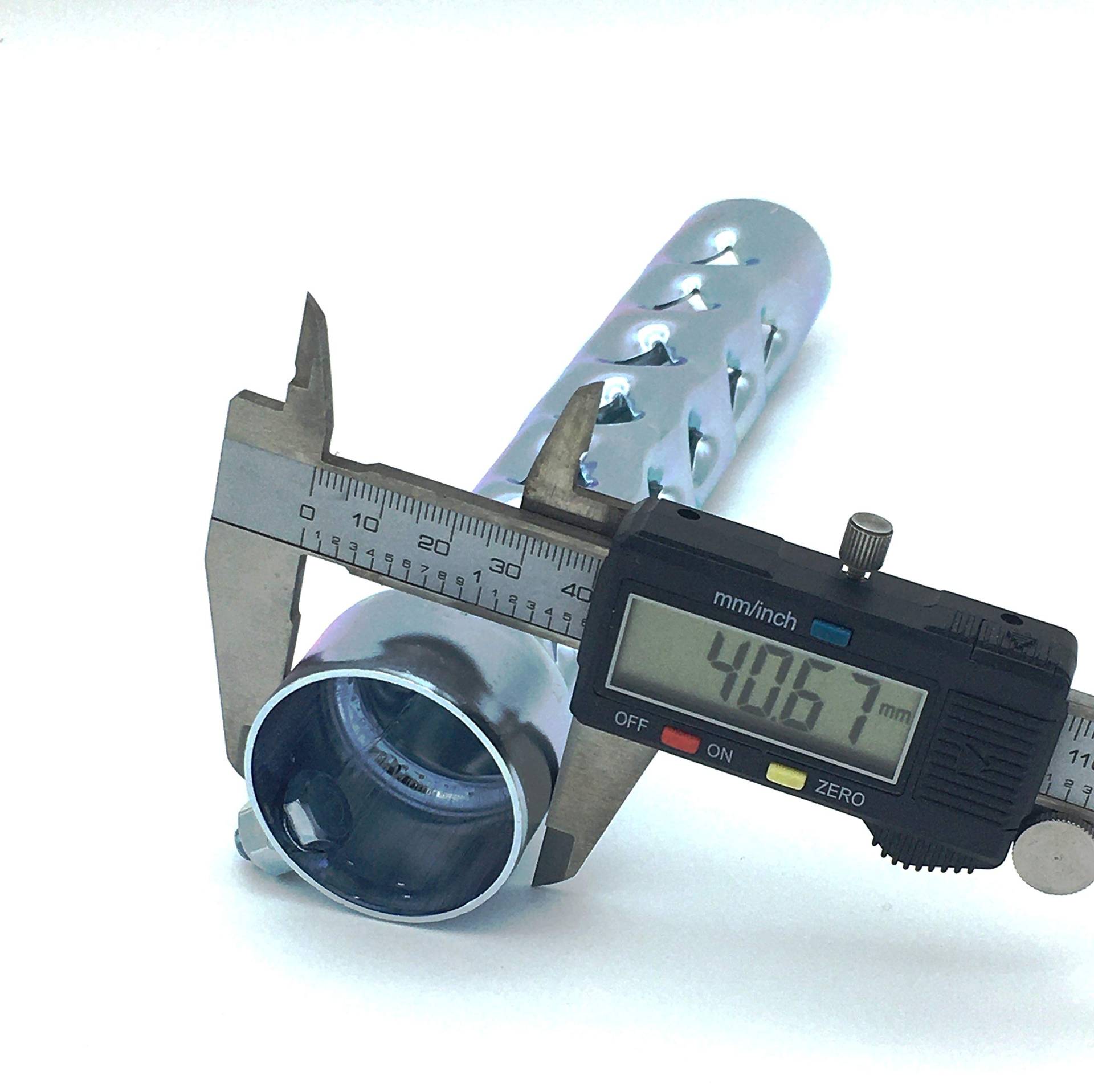 dB-Eater dB-Killer ca. 41 mm x 200 mm Universal für 1.3/4 Zoll Auspuffkrümmer dB-Eater dB-Killer ca. 41 mm x 200 mm Universal für 1.3/4 Zoll Auspuffkrümmer von Teilehandel.bike
