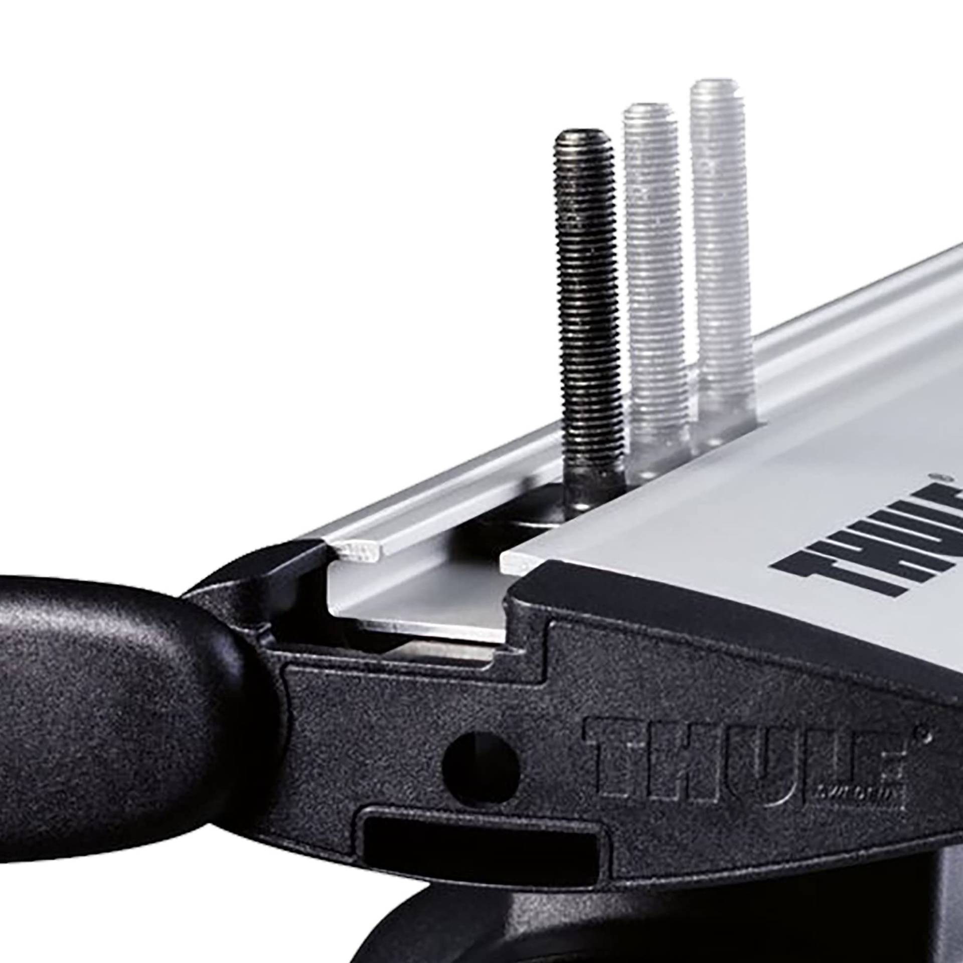 Thule T-Track Adapter 697-4 Zum Befestigen der Dachbox direkt in der T-Nut, 697400, Aluminum Thule T-Track Adapter 697-4 Zum Befestigen der Dachbox direkt in der T-Nut, 697400, Aluminum von Thule