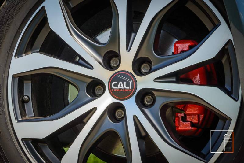 TimetoRide Nabenkappen-Aufkleber-Set 'Cali Liebhaber' für VW T5/T6 California Alufelgen - Matt, Kunststoff, Selbstklebend, 90 mm von TimetoRide