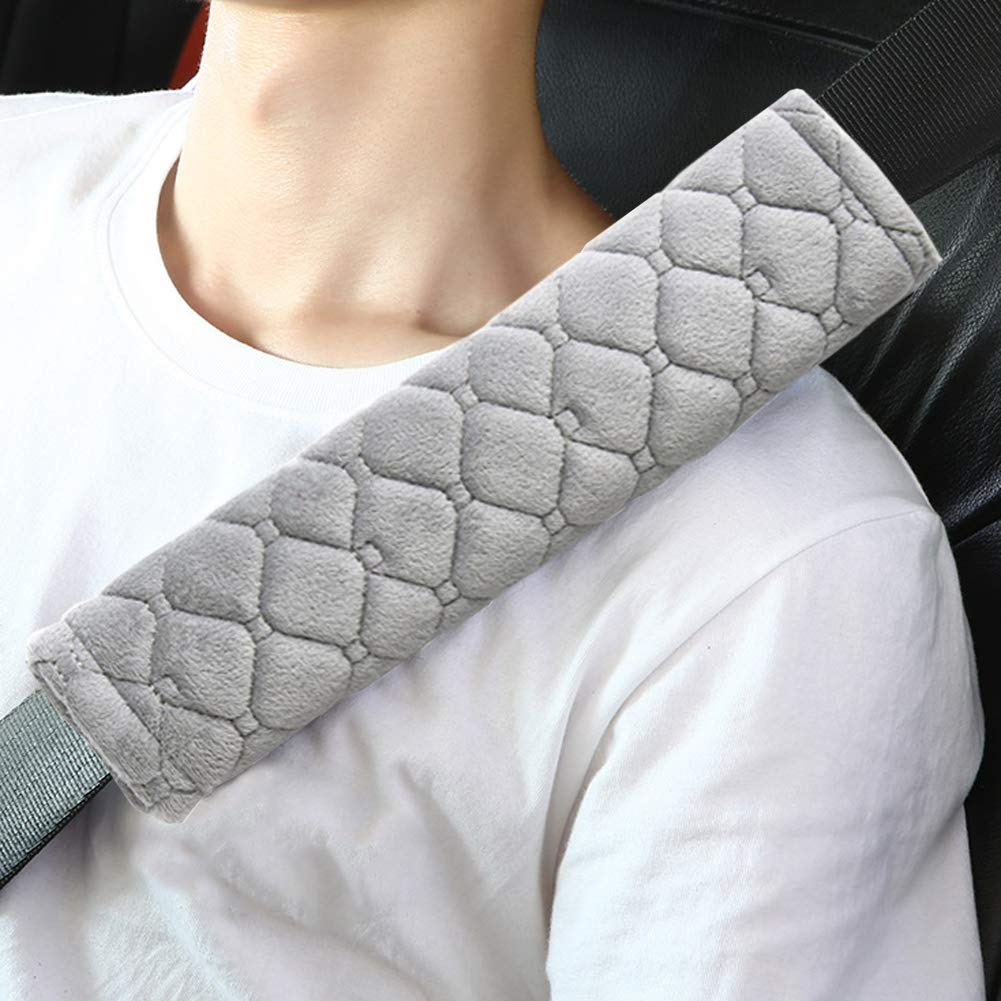 Auto Gurtpolster, Sicherheitsgurt Schulterpolster Komfortgurtpolster für Sicherheitsgurte Cover Soft Plush Furry Grid Gepäck für Erwachsene Kinder Reise Sicherheitsgurtbezüge, 2 Stück Grau Auto Gurtpolster, Sicherheitsgurt Schulterpolster Komfortgurtpolster für Sicherheitsgurte Cover Soft Plush Furry Grid Gepäck für Erwachsene Kinder Reise Sicherheitsgurtbezüge, 2 Stück Grau von TopAufell