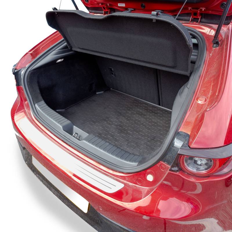 Travall Kofferraummatte Kompatibel mit Mazda Mazda 3 (2019-) Autospezifischer Kofferraumwanne Hundefreundlicher Kofferraumschutz wasserdichte Schwarze Gummi-Allwettermatten von Travall