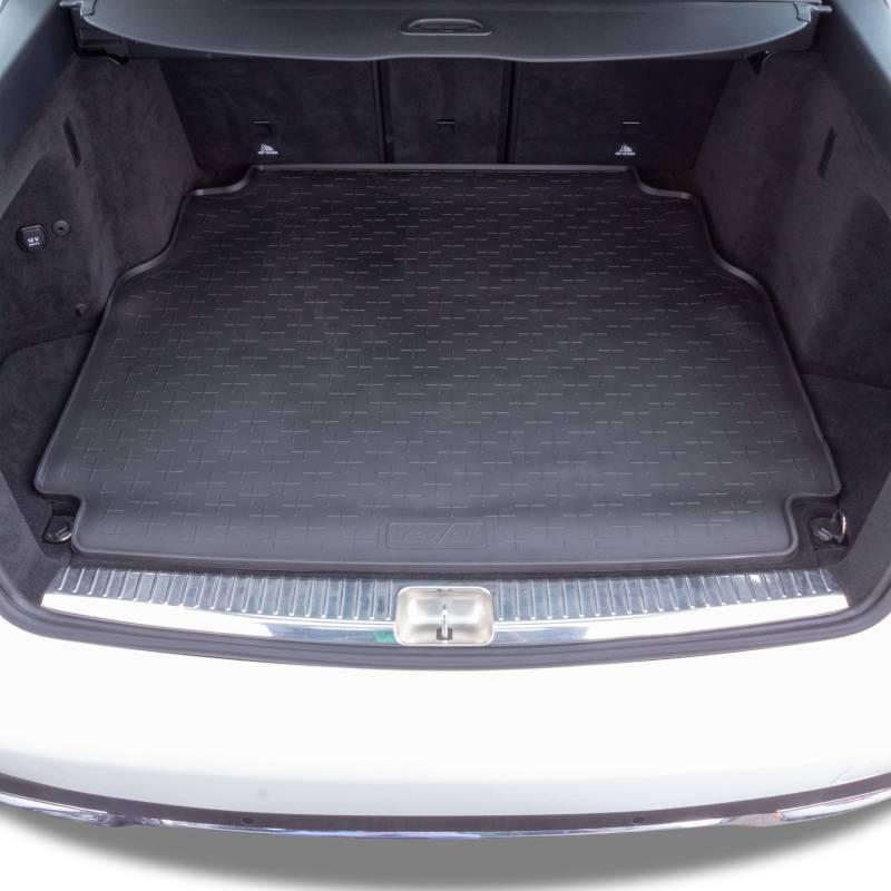 Travall Kofferraummatte Kompatibel mit Mercedes C-Class (2014-2018) Autospezifischer Kofferraumwanne Hundefreundlicher Kofferraumschutz wasserdichte Schwarze Gummi-Allwettermatten von Travall