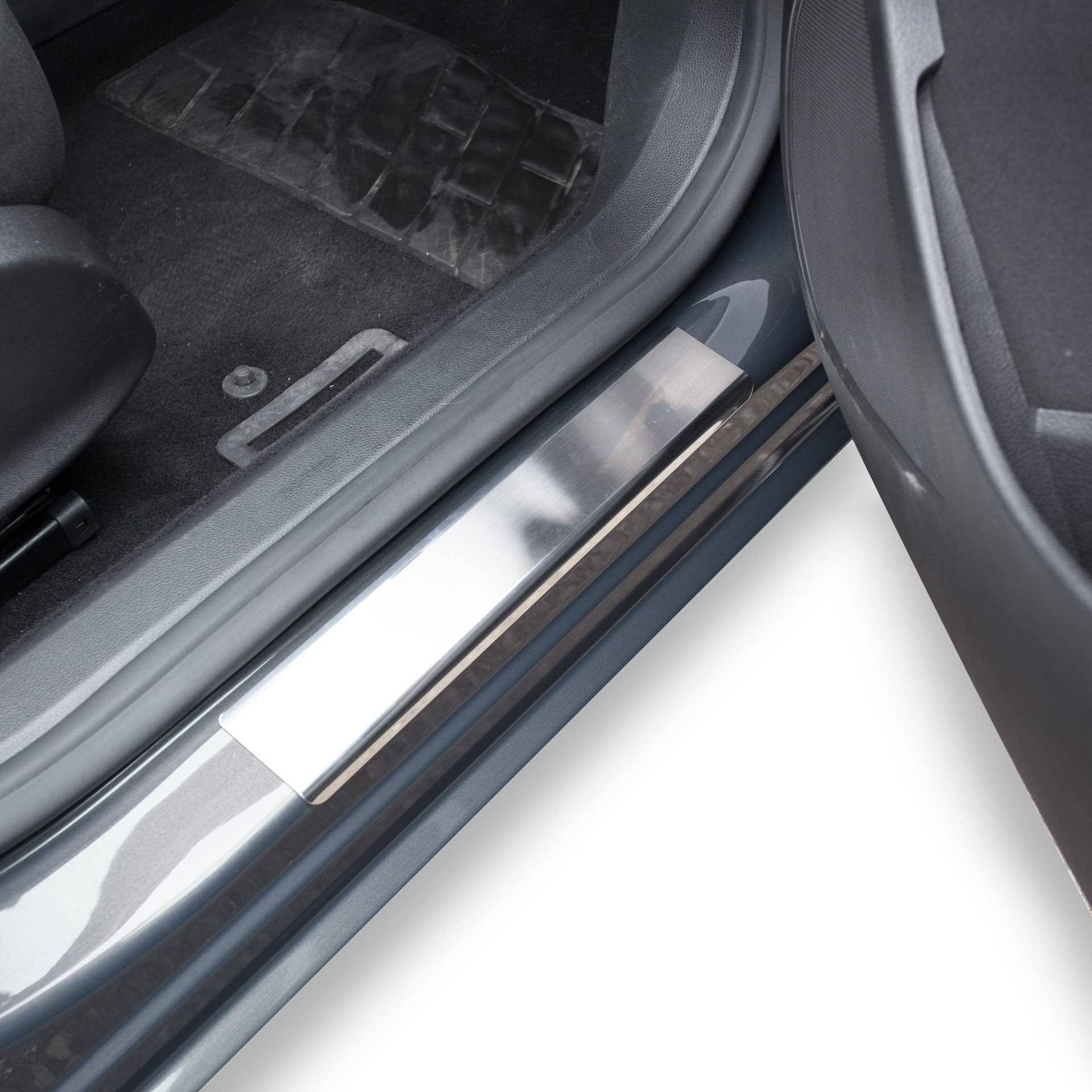 Travall SillGuards Türschweller Kompatibel Mit Opel Astra 5 Türer Fließheck 2015-2021 TSG1021M – Maßgeschneiderte Einstiegsleisten aus Hochwertigem Edelstahl von Travall