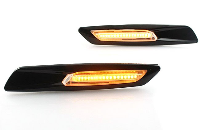 2x LED Seitenblinker Blinker in Schwarz Smoke SET für BMW 5er E60 E61 / 1er E81 E87 E82 E88 von Tuning Fanatics