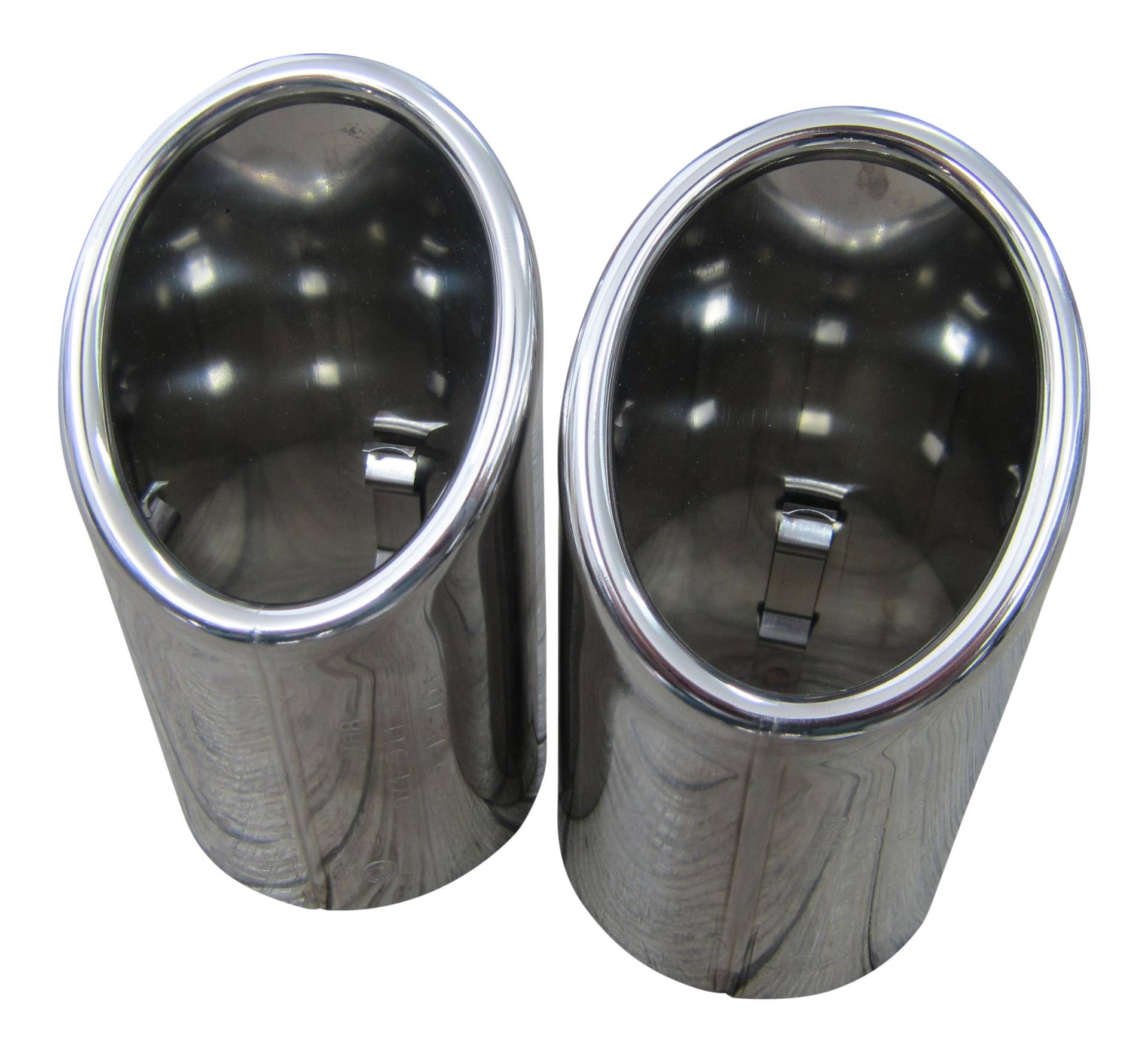 2x Premium Endrohre Chrom Auspuff Original Qualität 60-66mm für viele Fahrzeuge 2x Premium Endrohre Chrom Auspuff Original Qualität 60-66mm für viele Fahrzeuge von Volkswagen AG