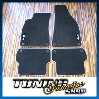 4x Original Audi PREMIUM Velour Fußmatten Matten SET für den Audi A4 B8 + Avant von Volkswagen AG