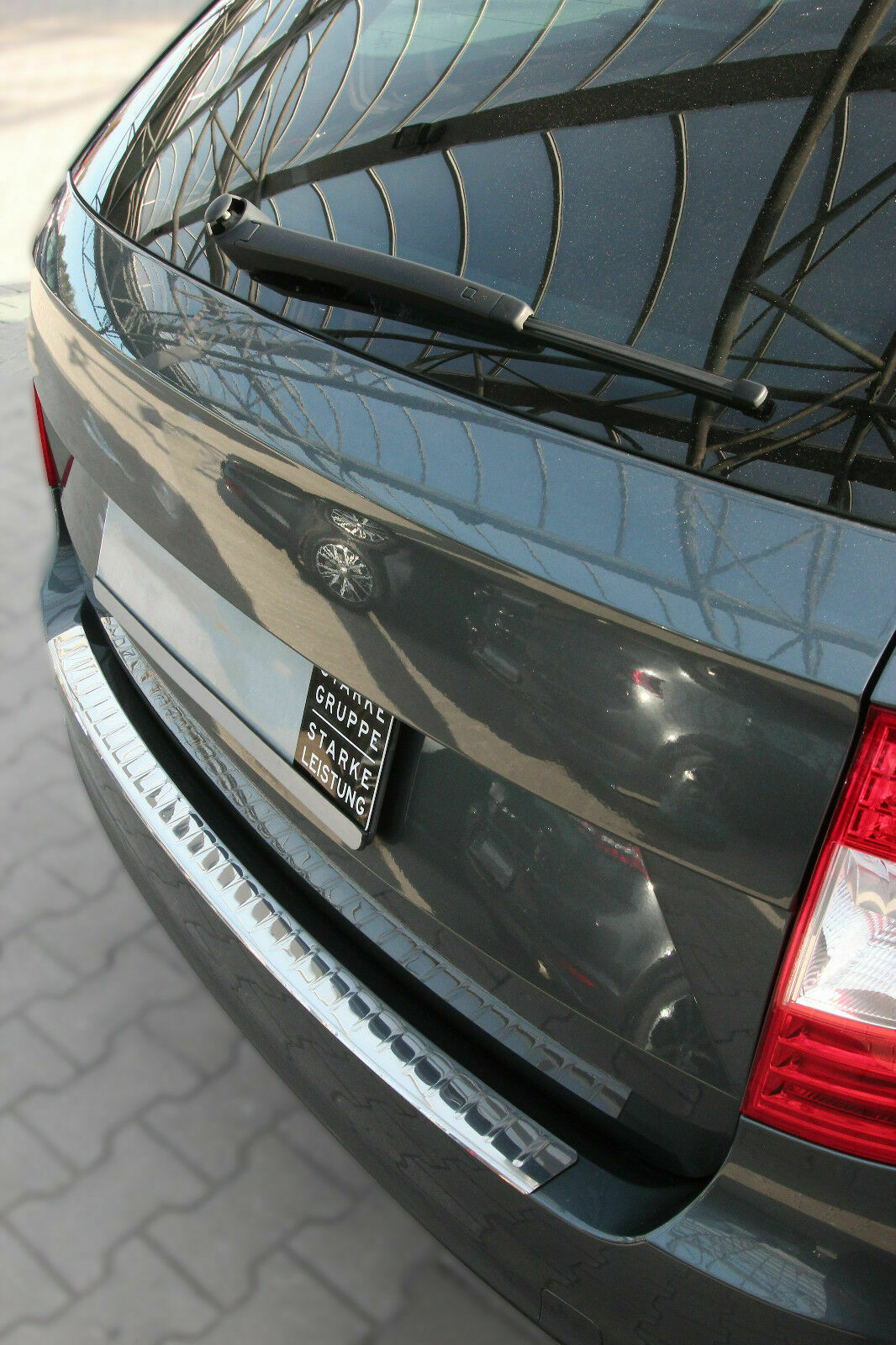 Edelstahl Ladekantenschutz Chrom Stoßstange Schutz Abdeckung mit Abkantung für Skoda Superb II 3T Kombi ab 2010-2015 Edelstahl Ladekantenschutz Chrom Stoßstange Schutz Abdeckung mit Abkantung für Skoda Superb II 3T Kombi ab 2010-2015 von Recambo e.K.