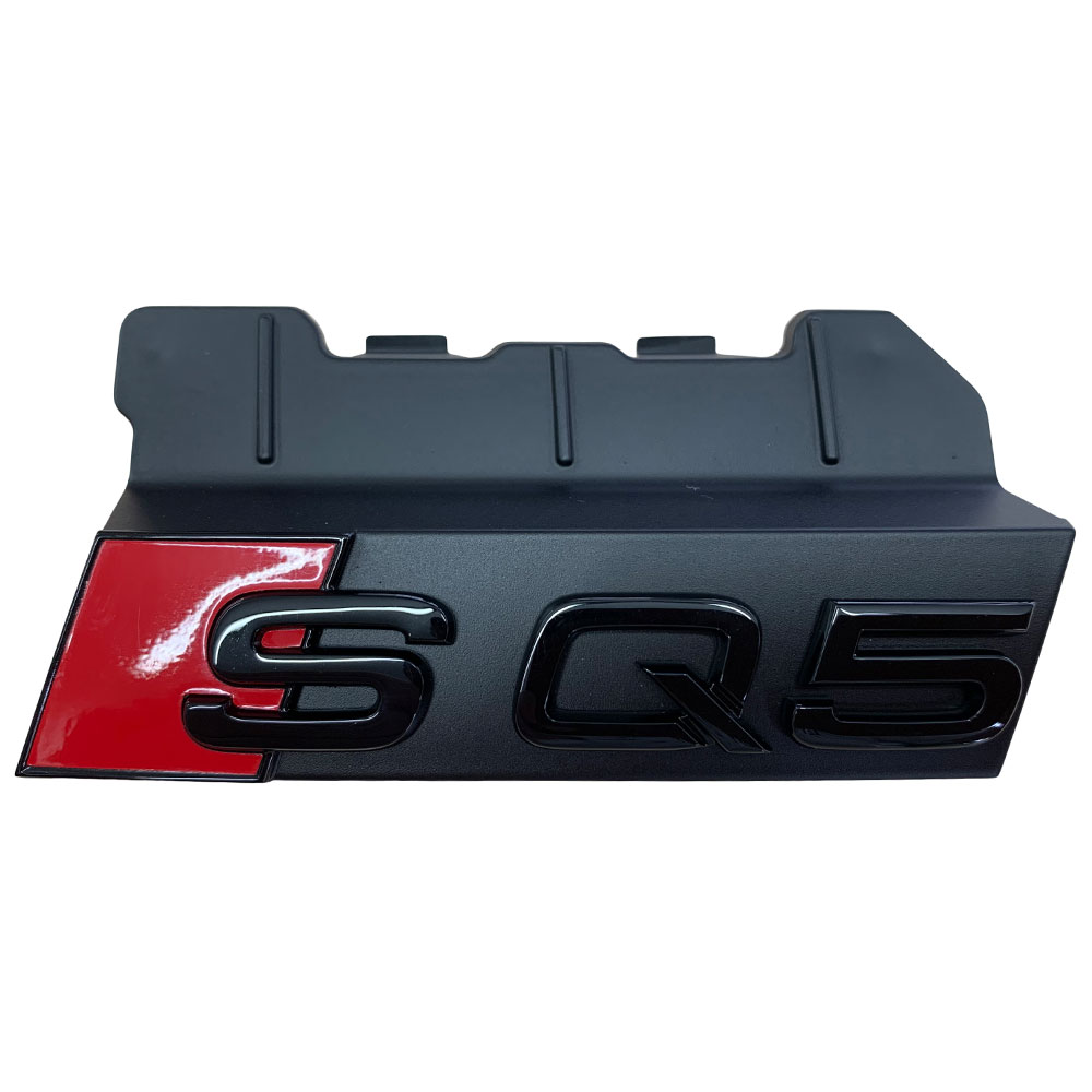 Original Audi SQ5 Q5 Black Edition Emblem Schriftzug Logo Emblem in Schwarz glänzend für Kühlergrill Original Audi SQ5 Q5 Black Edition Emblem Schriftzug Logo Emblem in Schwarz glänzend für Kühlergrill von Tuning Fanatics