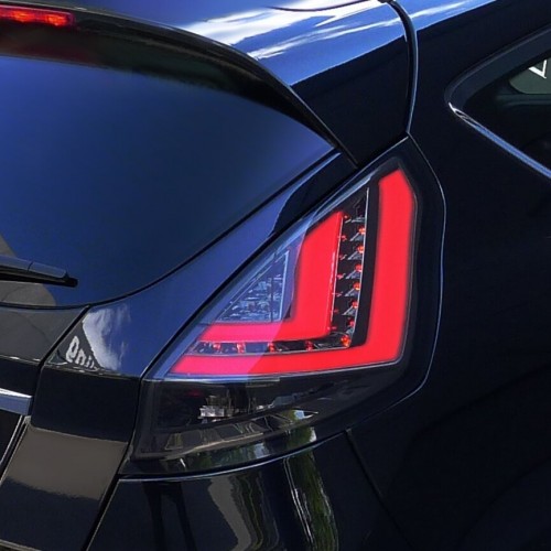 Original LED Lightbar Rückleuchten Schwarz für Ford Fiesta MK7 ab Facelift 2013- Original LED Lightbar Rückleuchten Schwarz für Ford Fiesta MK7 ab Facelift 2013- von JOM Car Parts & Car Hifi GmbH