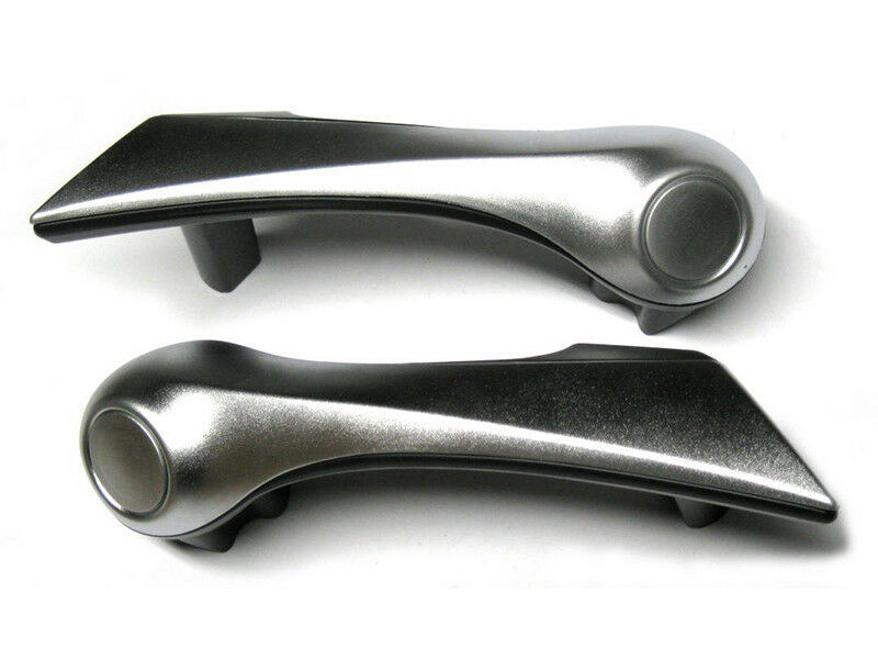 Türgriff Innen VORNE LINKS + RECHTS Chrom Matt für Renault Megane II 2002-2005 Türgriff Innen VORNE LINKS + RECHTS Chrom Matt für Renault Megane II 2002-2005 von Tuning Fanatics