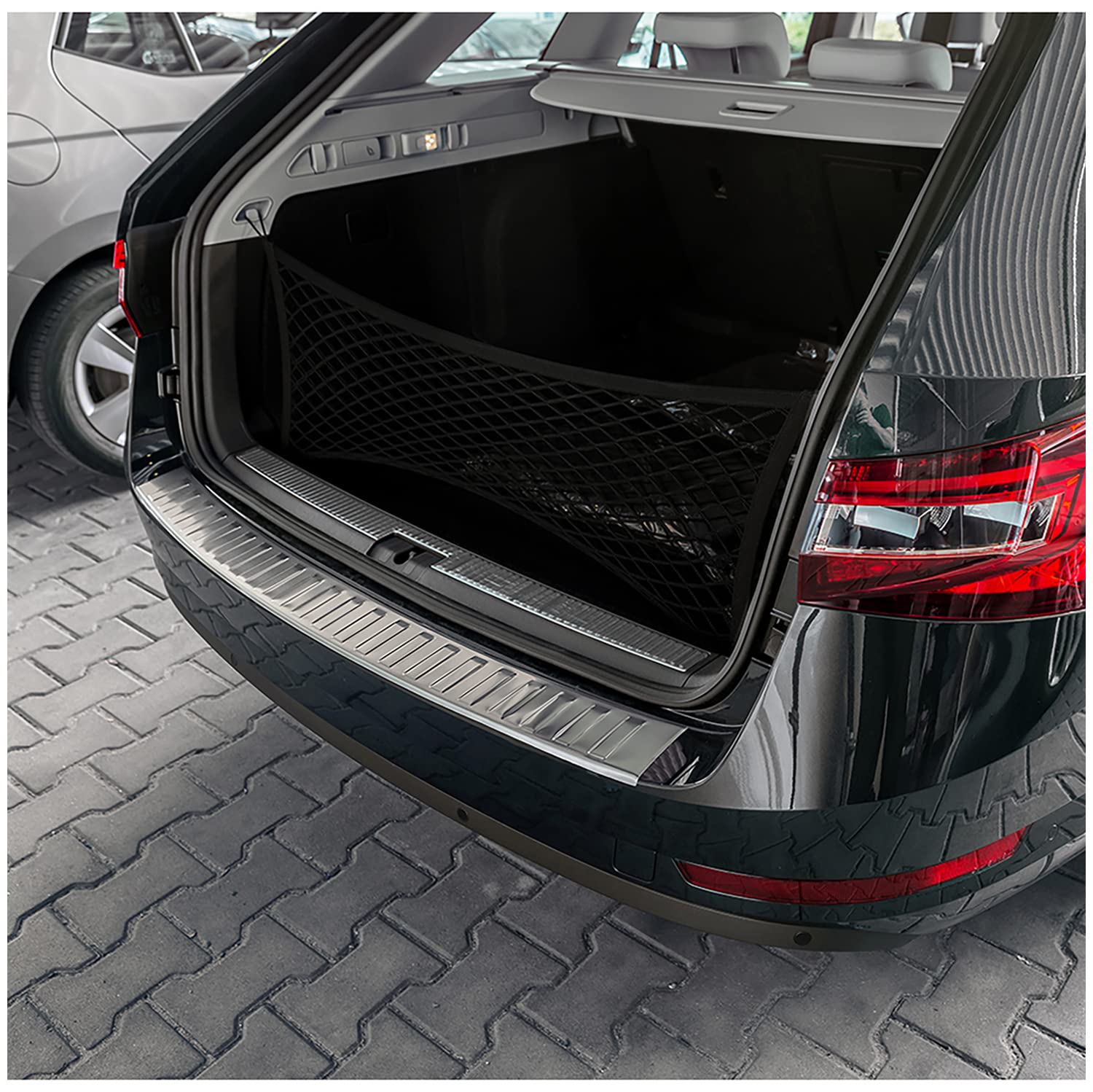 tuning-art BL930 Ladekantenschutz mit Abkantung passend für Skoda Superb 3 Kombi 2015-2019 tuning-art BL930 Ladekantenschutz mit Abkantung passend für Skoda Superb 3 Kombi 2015-2019 von tuning-art