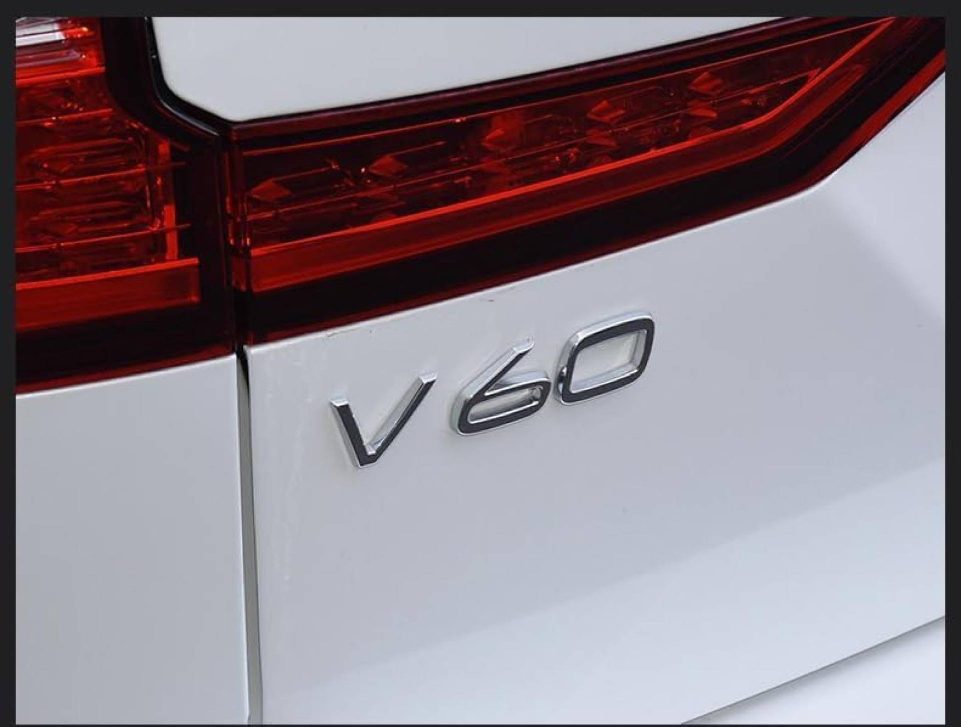Auto Emblem Aufkleber für Volvo AWD, Abzeichen Logo Buchstaben Emblem Aufkleber Zeichen Emblem Sticker Abziehbilder,b Black Auto Emblem Aufkleber für Volvo AWD, Abzeichen Logo Buchstaben Emblem Aufkleber Zeichen Emblem Sticker Abziehbilder,b Black von UJNVDXZE