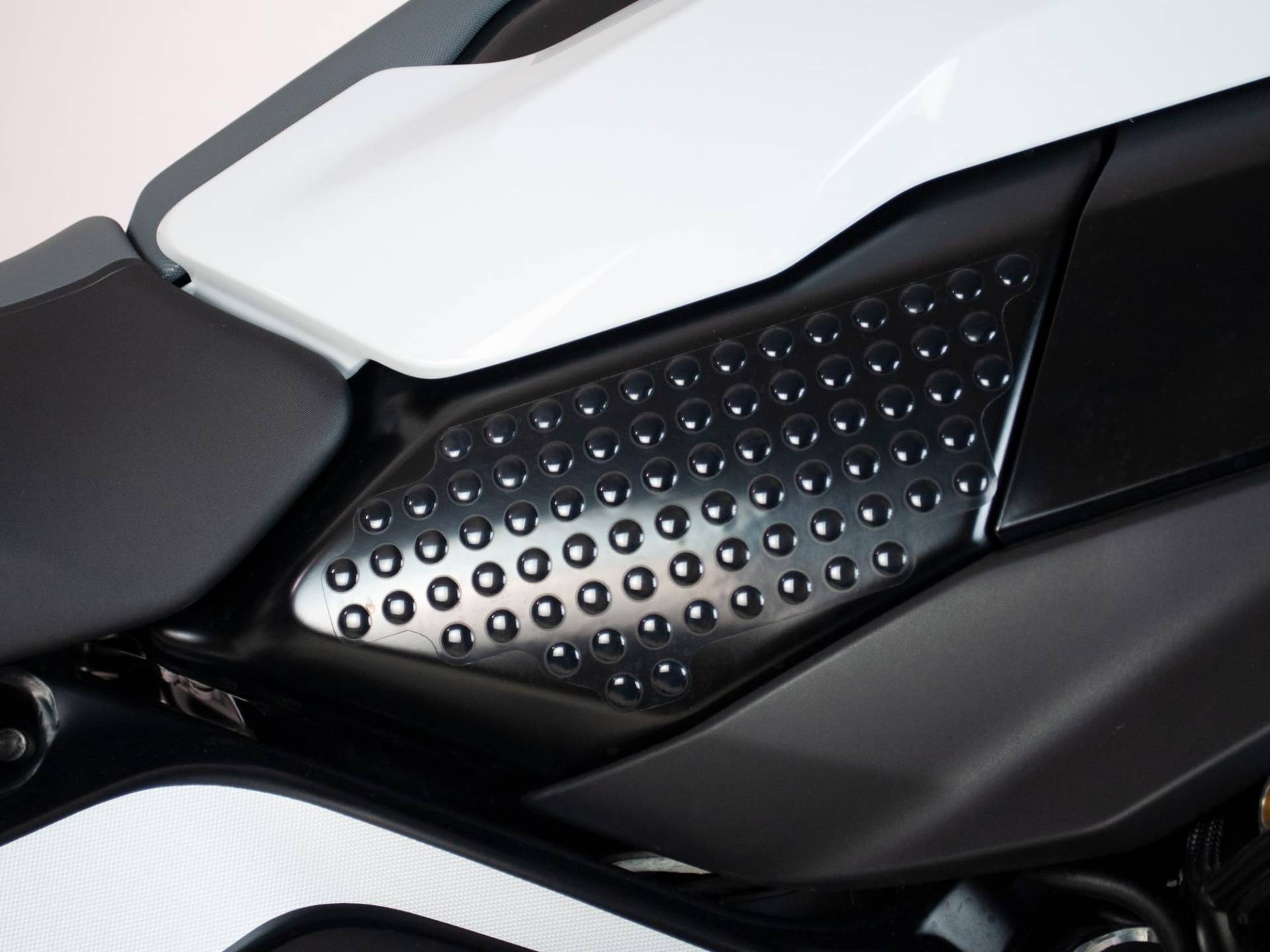 UNIRACING Grip Griff Rally für BMW R1300GS Schwarz UNIRACING Grip Griff Rally für BMW R1300GS Schwarz von UNIRACING