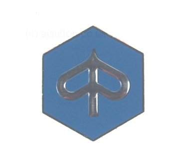 Emblem Piaggio, zum Kleben, blau, silber, Ø 26 mm, selbstklebend, 295613 von PIAGGIO