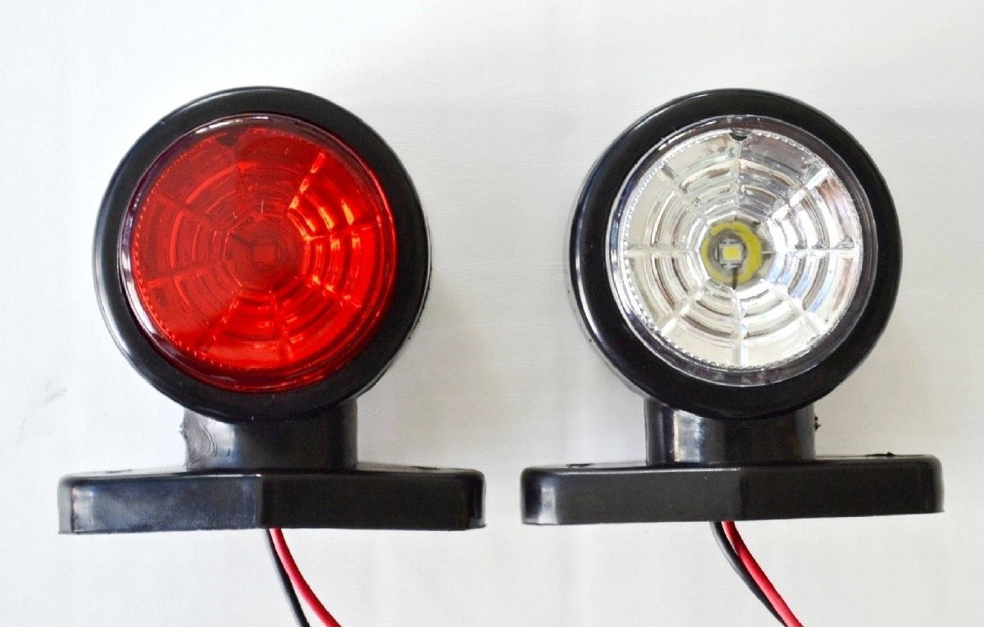 2x LED 12V Seite Umriss Marker rot weiss Lichter mit 2LEDs für LKW Wohnwagen Wohnmobil Bus Transporter von VNVIS