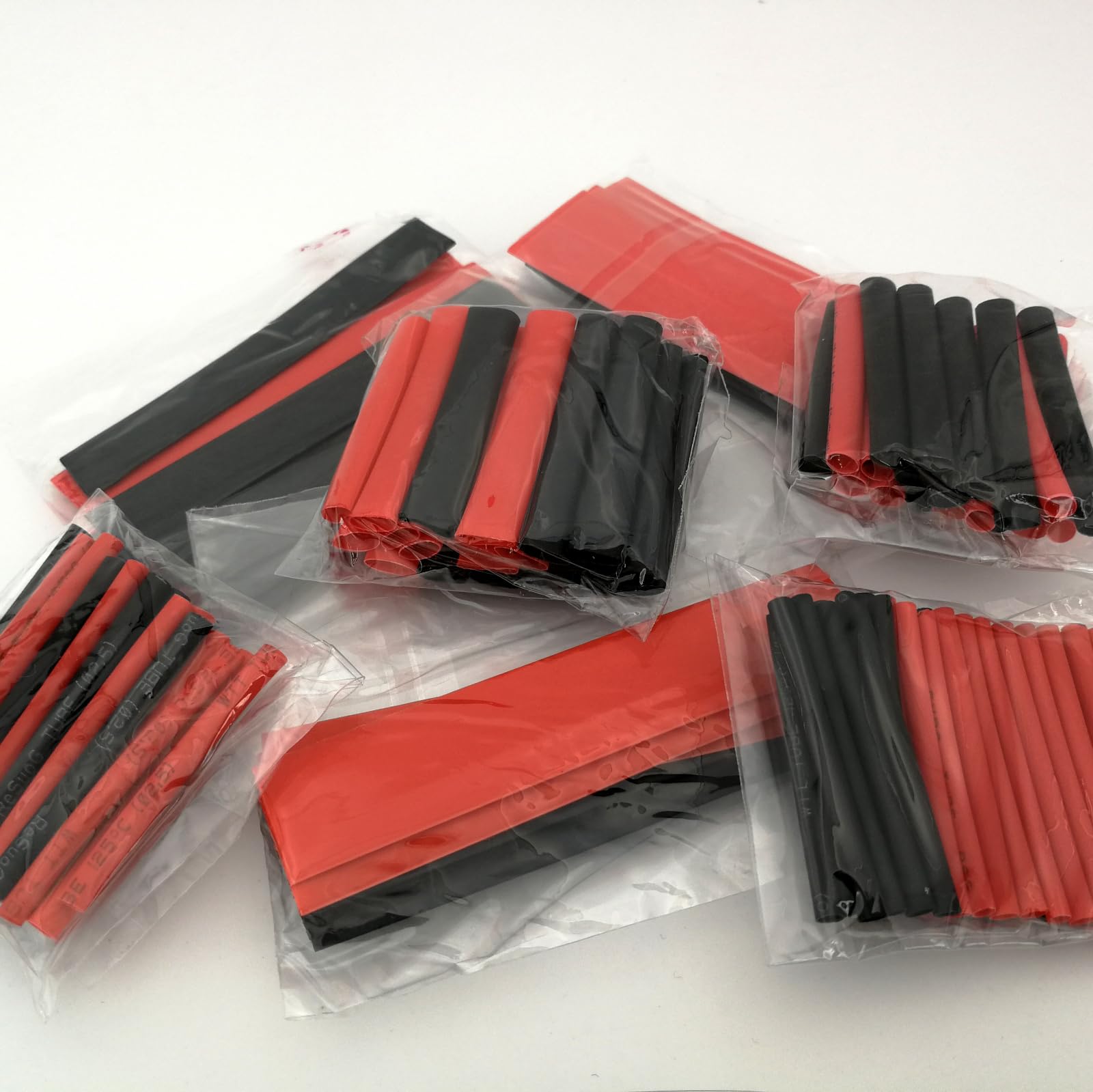 V&M Schrumpfschlauch Sortiment, Schwarz/Rot, 127 Teile, 2/2.5/3.5/5/7/10/13mm V&M Schrumpfschlauch Sortiment, Schwarz/Rot, 127 Teile, 2/2.5/3.5/5/7/10/13mm von Vape & Make