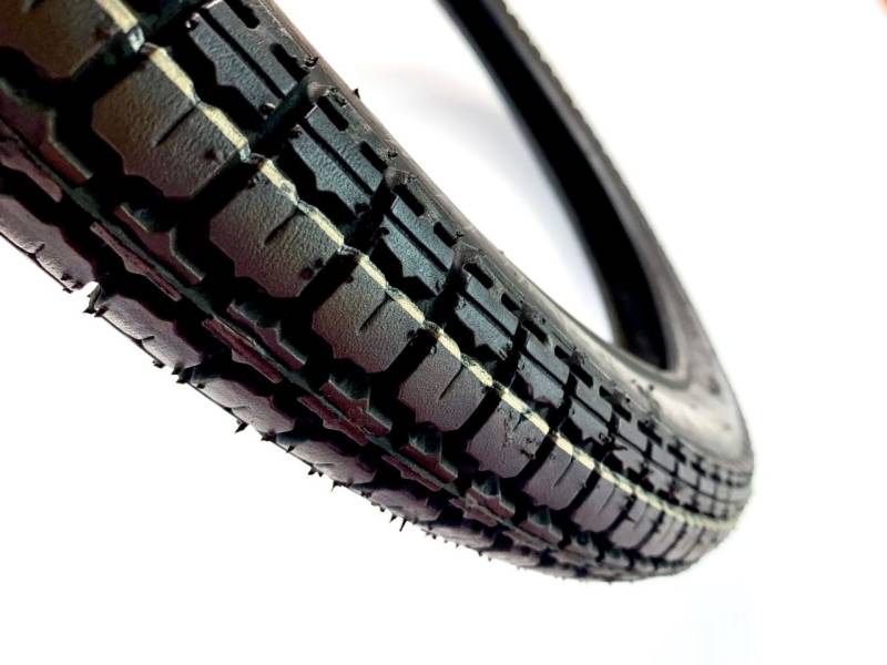 17 Zoll Vee Rubber Classik 2.25 bzw. 2 1/4 x 17 von Vee Rubber