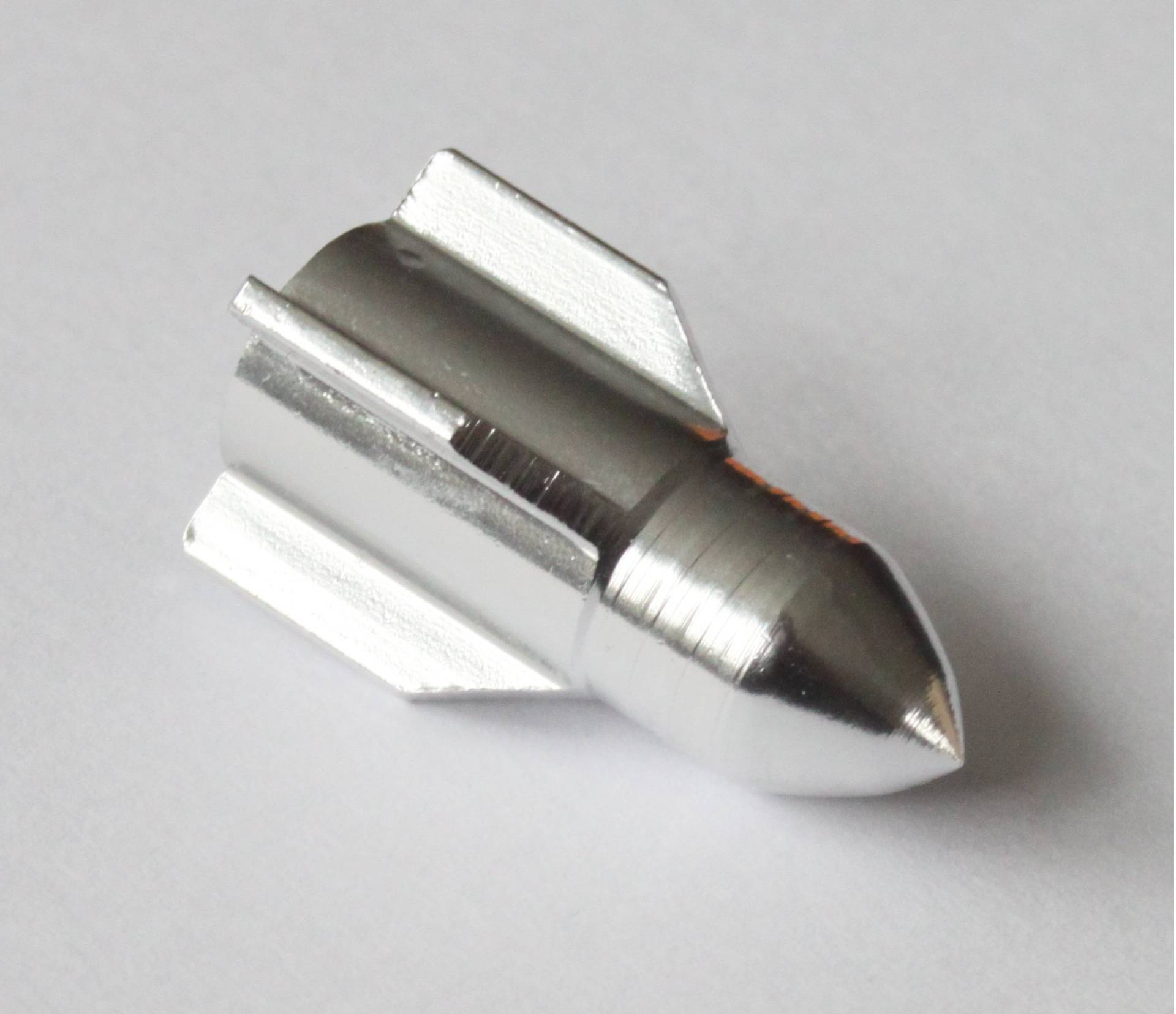 4X Ventilkappen Rakete Rocket Munition Farbe: Silber Chrom Silver Ventilkappe Vrasi von Ventilkappenkönig