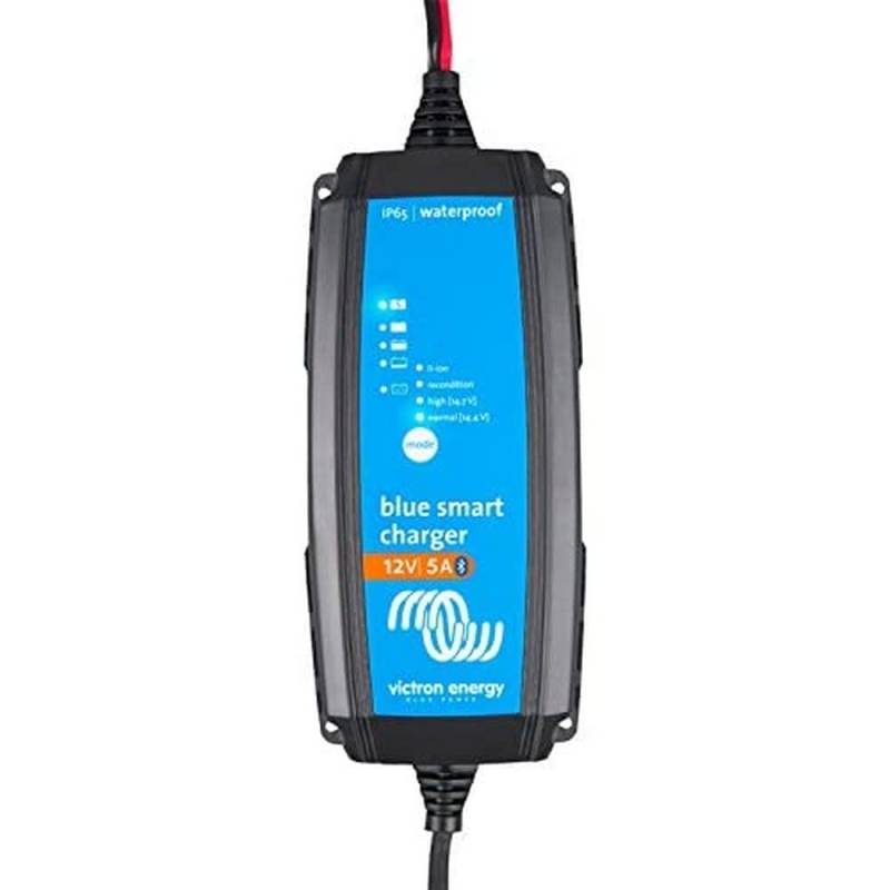 Victron BlueSmart Batterieladegerät IP65 12/5 mit integriertem Bluetooth für alle Batterietypen 12V 5A BPC120531064R von Victron Energy