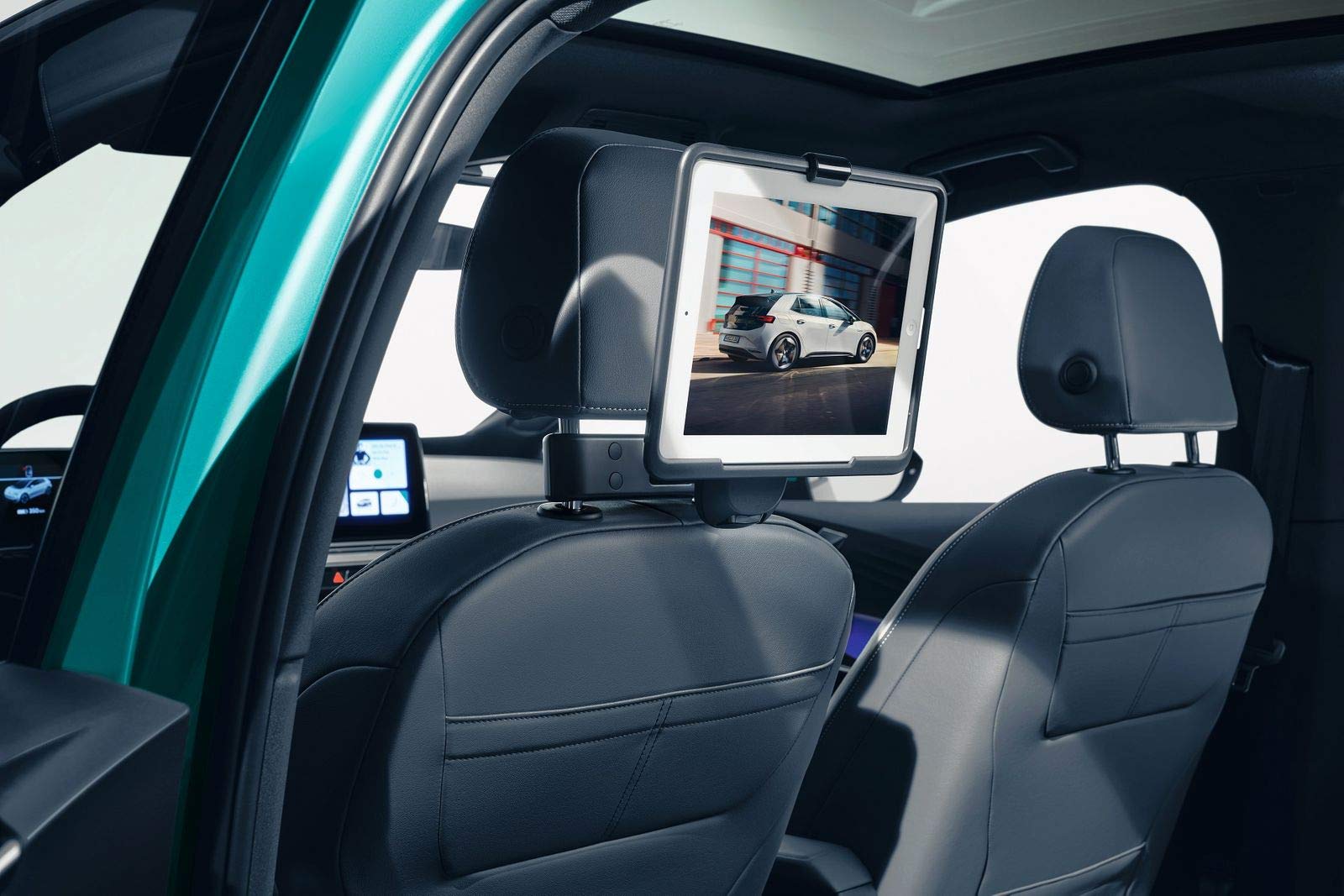 Volkswagen 000061125A Halter Reise- und Komfort-System für Apple iPad 2/iPad 3/iPad 4 Black von Volkswagen