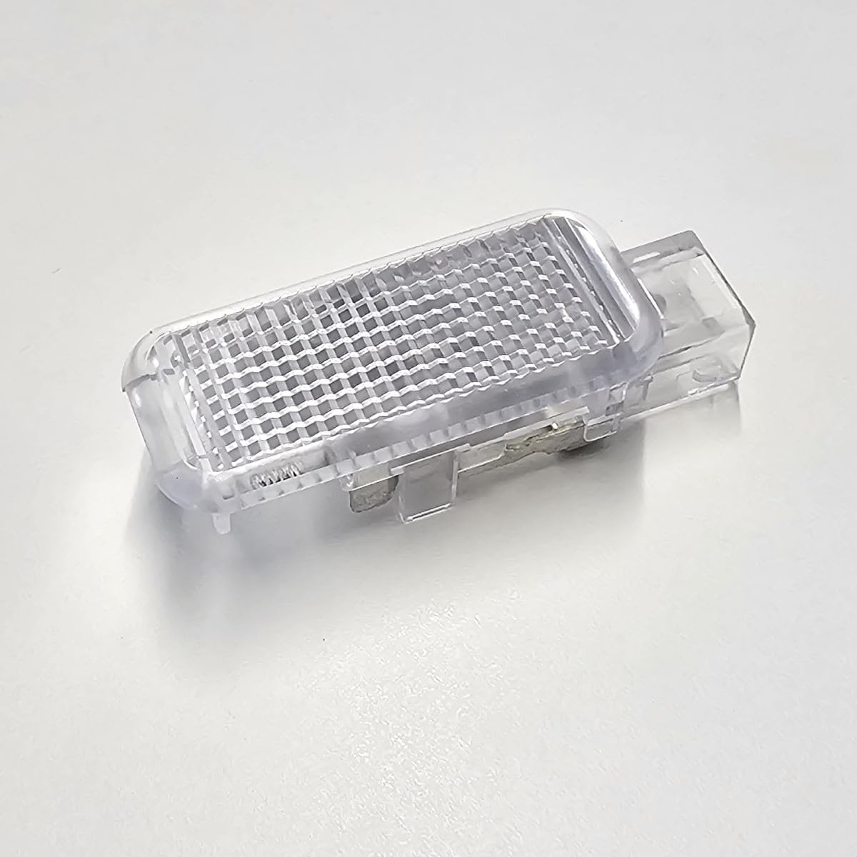 Volkswagen 3B0947415 Leuchte Innenleuchte Lampe Volkswagen 3B0947415 Leuchte Innenleuchte Lampe von Volkswagen
