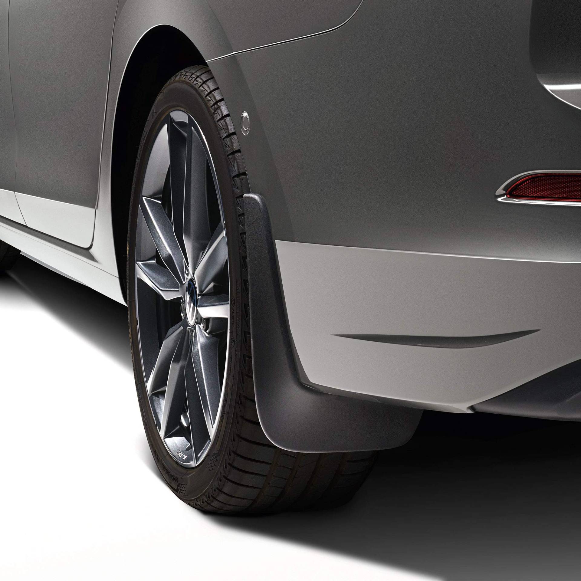 Volkswagen 5H9075101 Schmutzfänger hinten, nur Variant, nur Trendline Comfortline Highline Volkswagen 5H9075101 Schmutzfänger hinten, nur Variant, nur Trendline Comfortline Highline von Volkswagen