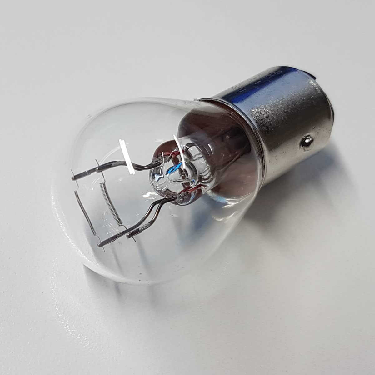 Volkswagen N10251002 Glühlampe P21 4W LongLife Leuchtmittel Volkswagen N10251002 Glühlampe P21 4W LongLife Leuchtmittel von Volkswagen