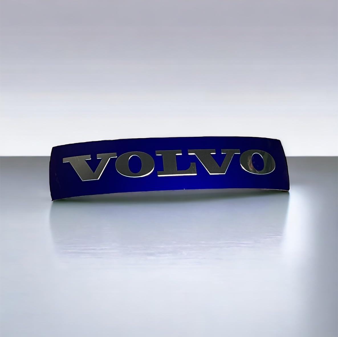 ORIGINAL Volvo Emblem Logo Kühlergrill C30 C70 II S40 II S60 II S80 II 31214625 ORIGINAL Volvo Emblem Logo Kühlergrill C30 C70 II S40 II S60 II S80 II 31214625 von KRX