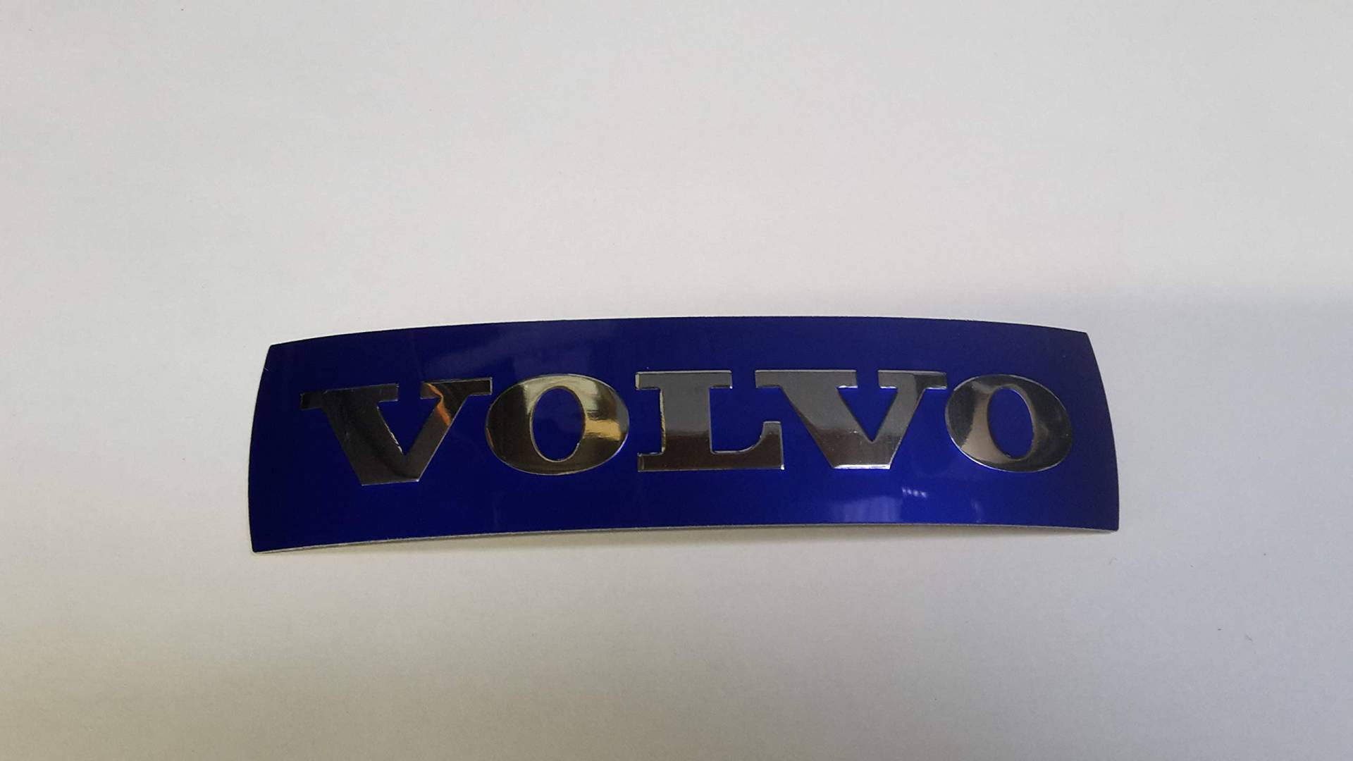 Volvo Emblem Logo Kühlergrill V40 V50 V60 V70 XC40 XC60 XC70 XC90 S40 S60 S80 C30 C70, Ausführung 1 (28x115mm) von Volvo