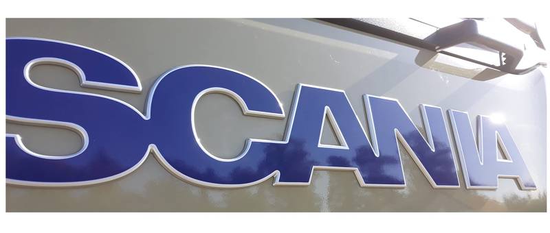W.B.A. Aufkleber passend für Scania Emblem der Serie S und R ab Bj. 2017 RAL Blautöne Glanz (RAL 5013) von W.B.A.