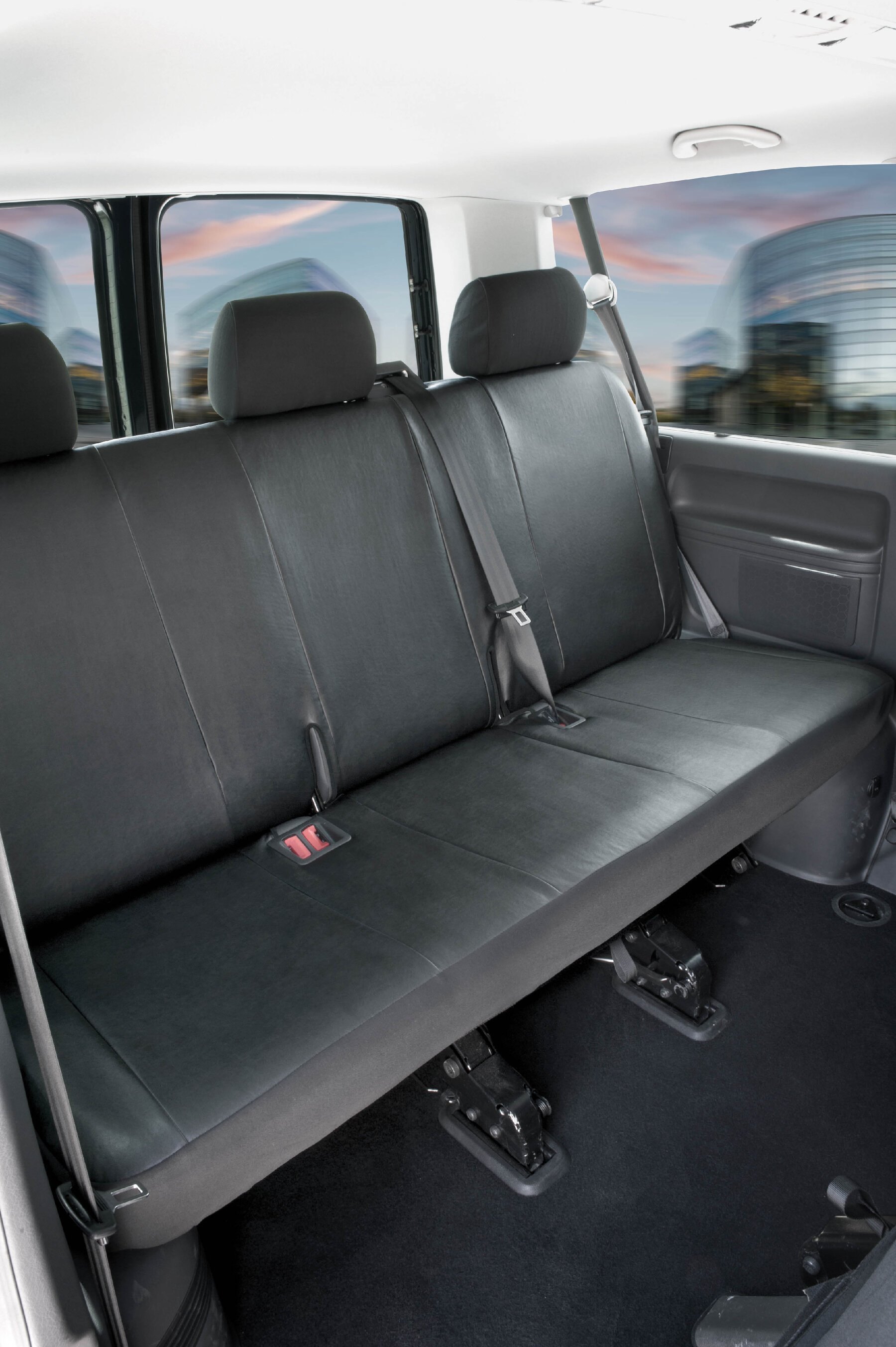 Passform Sitzbezug aus Kunstleder kompatibel mit VW T5, 3er Bank von WALSER