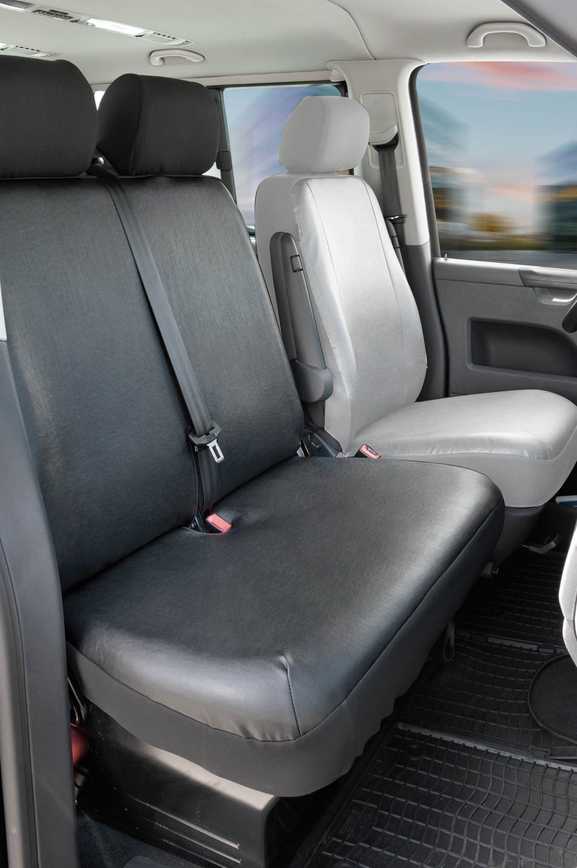 Passform Sitzbezug aus Kunstleder kompatibel mit VW T5, Doppelbank vorne klappbar von WALSER