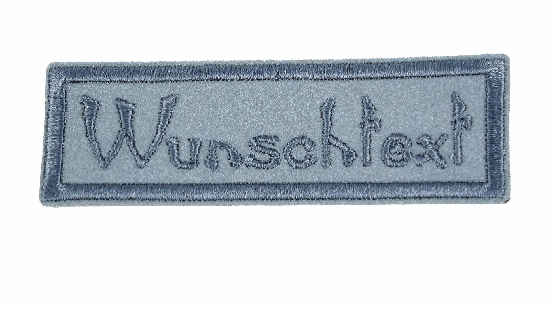 Reflektierender rechteckiger Aufnäher Rec1 mit Reflektorstoff - für Deinen Wunschtext - viele Farben und Größen zur Auswahl - 7x2cm Reflektierender rechteckiger Aufnäher Rec1 mit Reflektorstoff - für Deinen Wunschtext - viele Farben und Größen zur Auswahl - 7x2cm von Wolfszeit