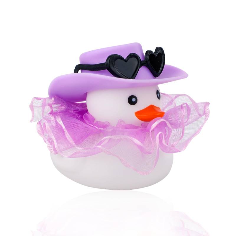 XIHIRCD Gummiente, Süß Ente Auto-Dekoration mit Brille, Hut, Lila, Weiß, Pastellfarben, Figurine, Vogel, lustig, personalisierbar, für Auto, Kühlschrank, Tisch, Geschenk von XIHIRCD