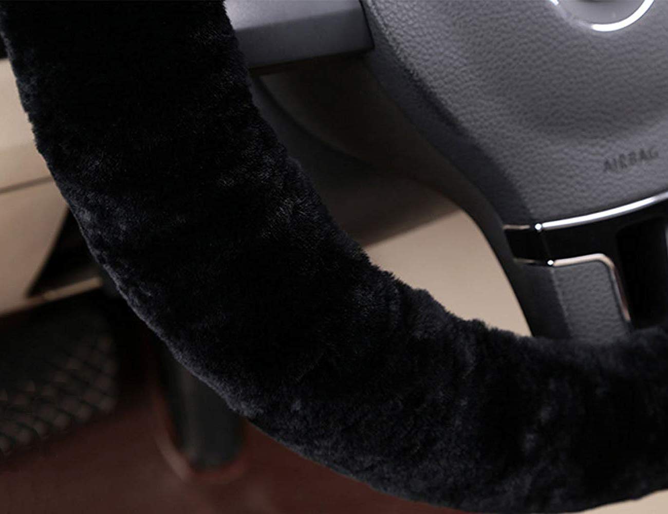 Lenkradbezug Auto Lenkradhülle Anti Rutsch Lenkrad Abdeckung Dick Plüsch Lenkradabdeckung Universal 35-43cm Lenkradschutz Heavy Duty Winter Lenkradschoner Atmungsaktive Autozubehör Innenraum Lenkradbezug Auto Lenkradhülle Anti Rutsch Lenkrad Abdeckung Dick Plüsch Lenkradabdeckung Universal 35-43cm Lenkradschutz Heavy Duty Winter Lenkradschoner Atmungsaktive Autozubehör Innenraum von XINCHI