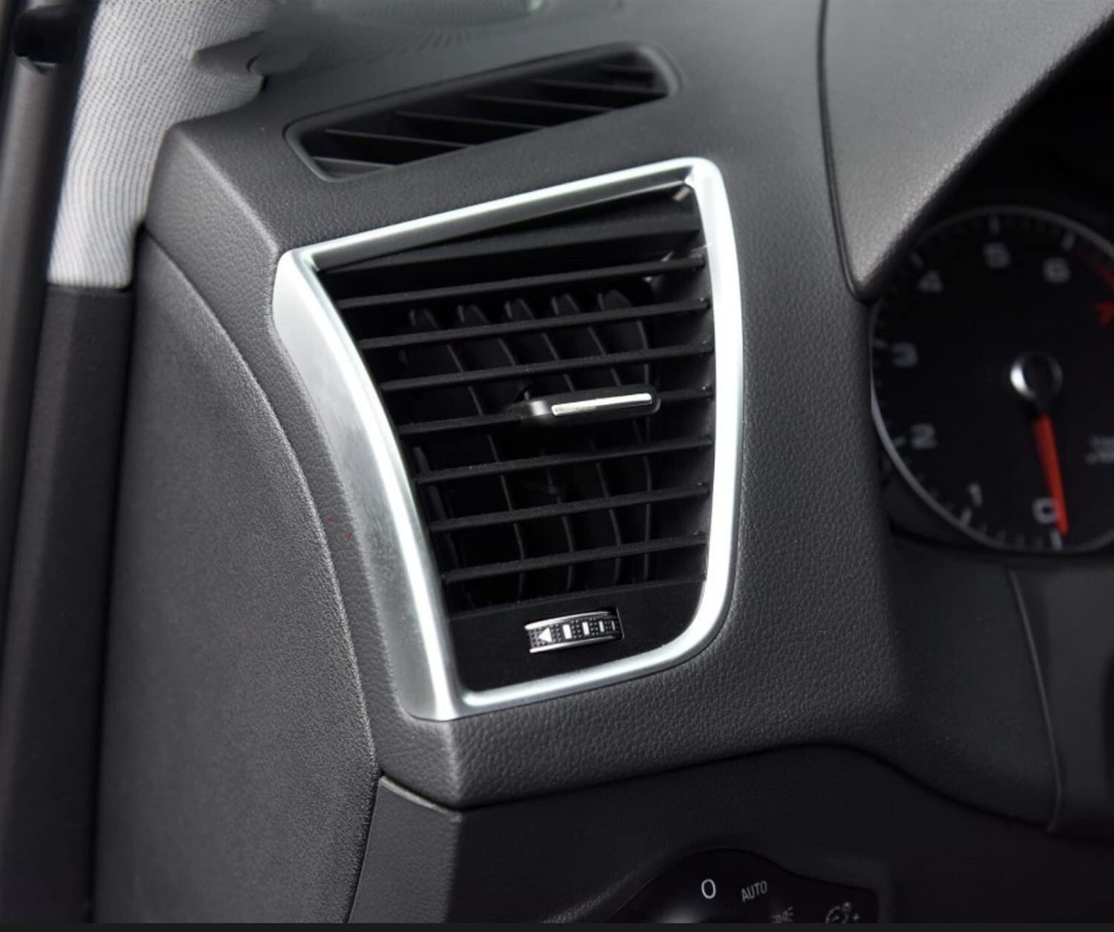 XUBOR Linker Griff Fahrer vorne hinten Panel Dash Louver Klimaanlage Vent A/C Outlet, for, Q5 2009–2018 Lüftungsauslass für Klimaanlagen(Left) von XUBOR