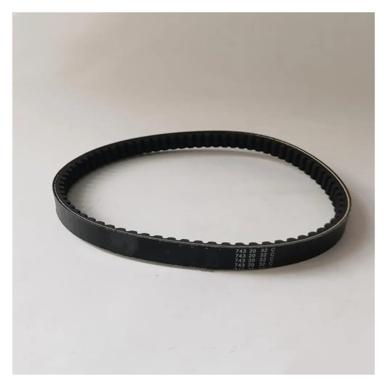 Antriebriemen CVT-Antriebsriemen 743 20 32 Für Roller Moped ATV Quad 152QMI 157QMJ GY6 125 GY6 150 Short-Case-Motor Transferriemen Antriebriemen CVT-Antriebsriemen 743 20 32 Für Roller Moped ATV Quad 152QMI 157QMJ GY6 125 GY6 150 Short-Case-Motor Transferriemen von Xgupxuc