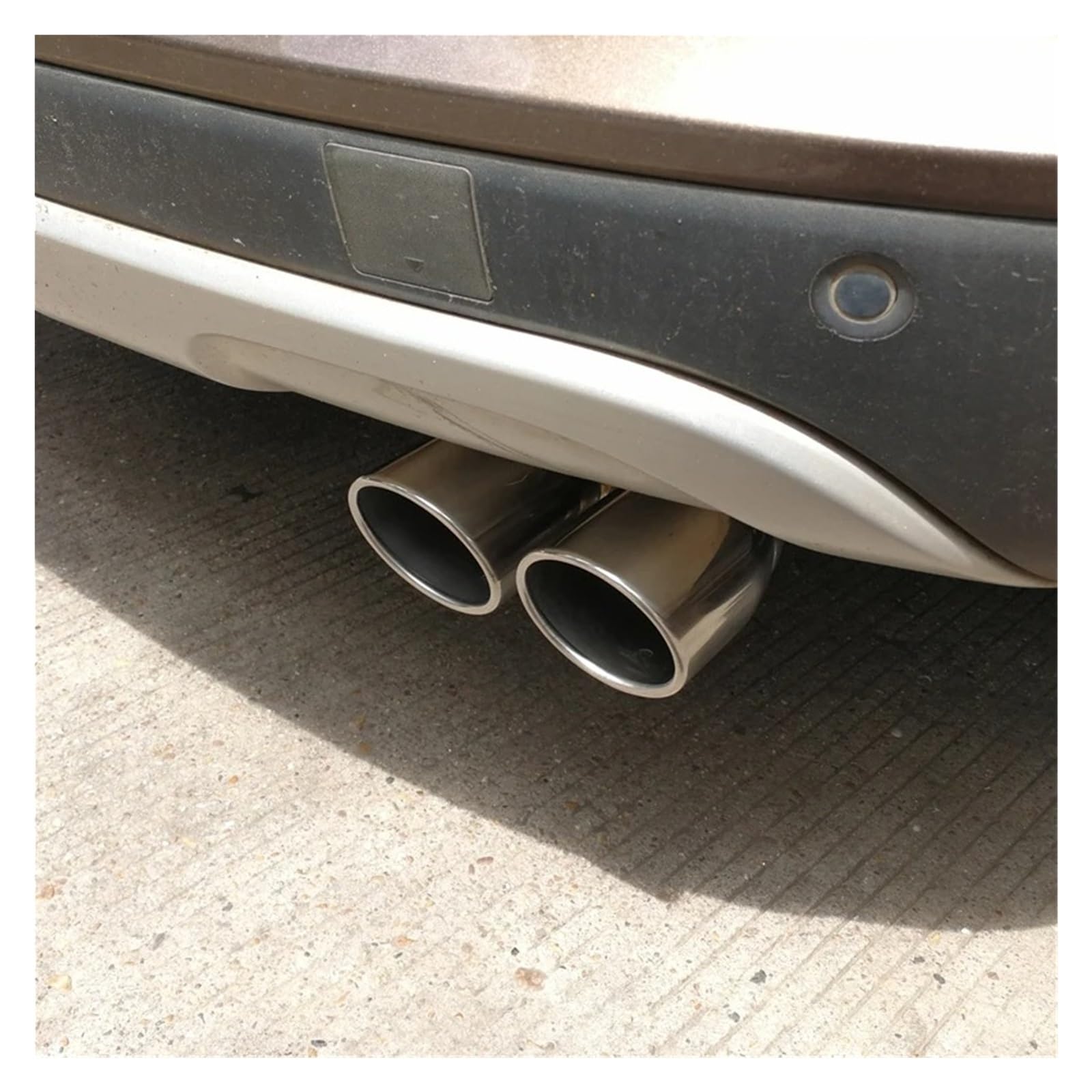 Auto Auspuffblende Für Hyundai Für Ix35 Für Tucson 2010-2015 LM-Endrohr-Endrohr-Finisher-Endverkleidung Schalldämpfer-Spitzenabdeckung Auspuff-Schalldämpferspitze Auto Auspuffendrohr(Silver B) von YAKISA