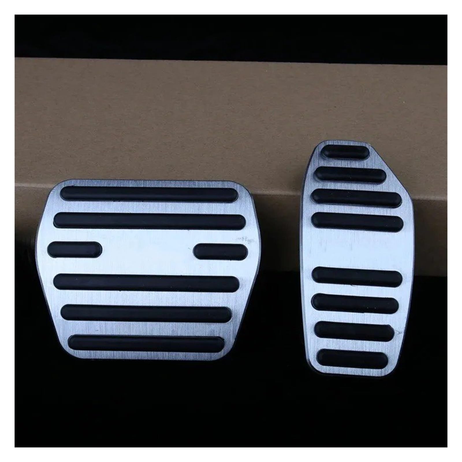 Pedalkappen Für Nissan Für X-Trail T32 T33 Xtrail 2014~2023 Aluminium Legierung Fuß Pedal Kraftstoff Bremspedal Abdeckung Autopedalsatz(Silver 2PCS) von YANGTINGTING